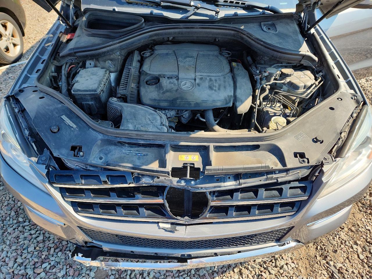 2015 Mercedes-benz Ml 350 4matic Серебряный vin: 4JGDA5HB0FA541081