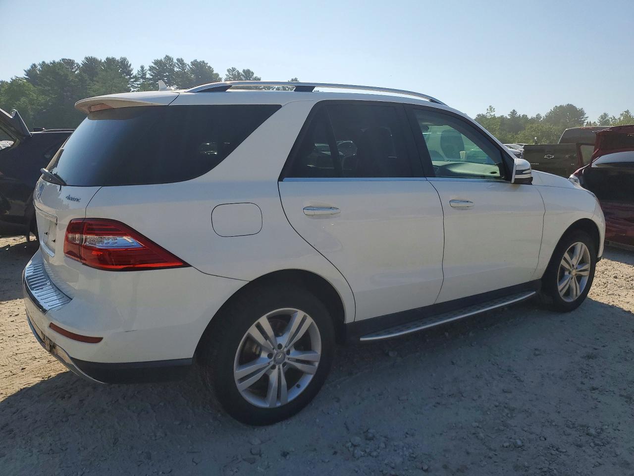 2015 Mercedes-benz Ml 350 4matic White vin: 4JGDA5HB0FA580060