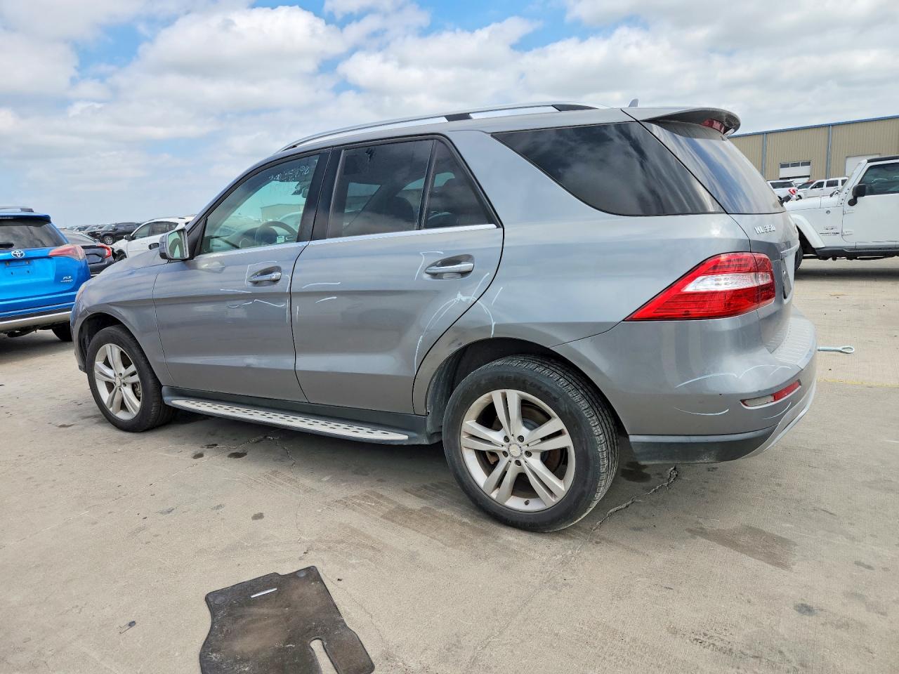 2015 Mercedes-benz Ml 350 4matic Silver vin: 4JGDA5HB0FA605040
