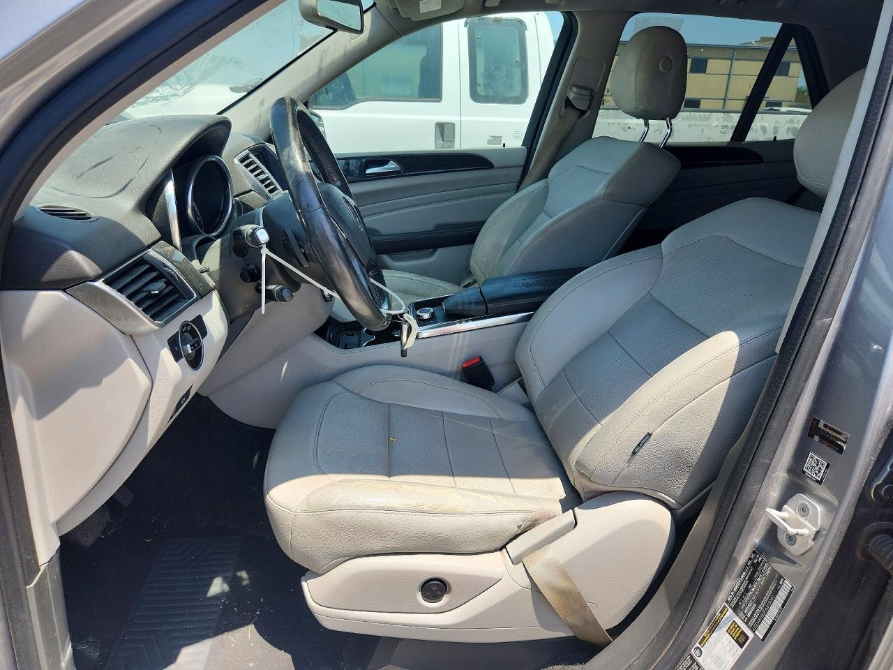 2015 Mercedes-benz Ml 350 4matic Серебряный vin: 4JGDA5HB0FA605040