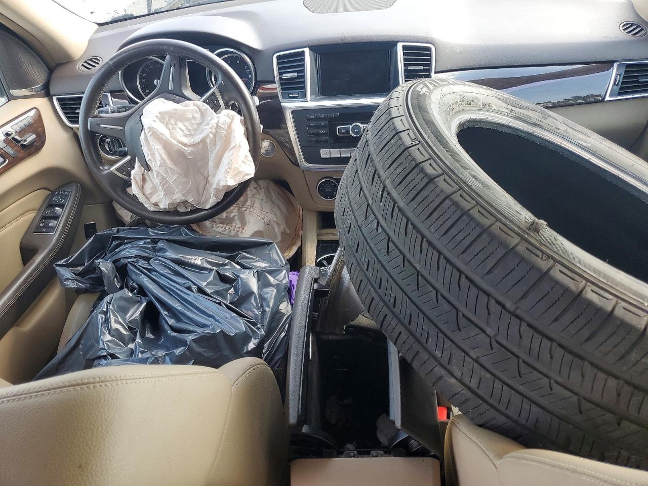 2015 Mercedes-benz Ml 350 4matic Белый vin: 4JGDA5HB0FA615342