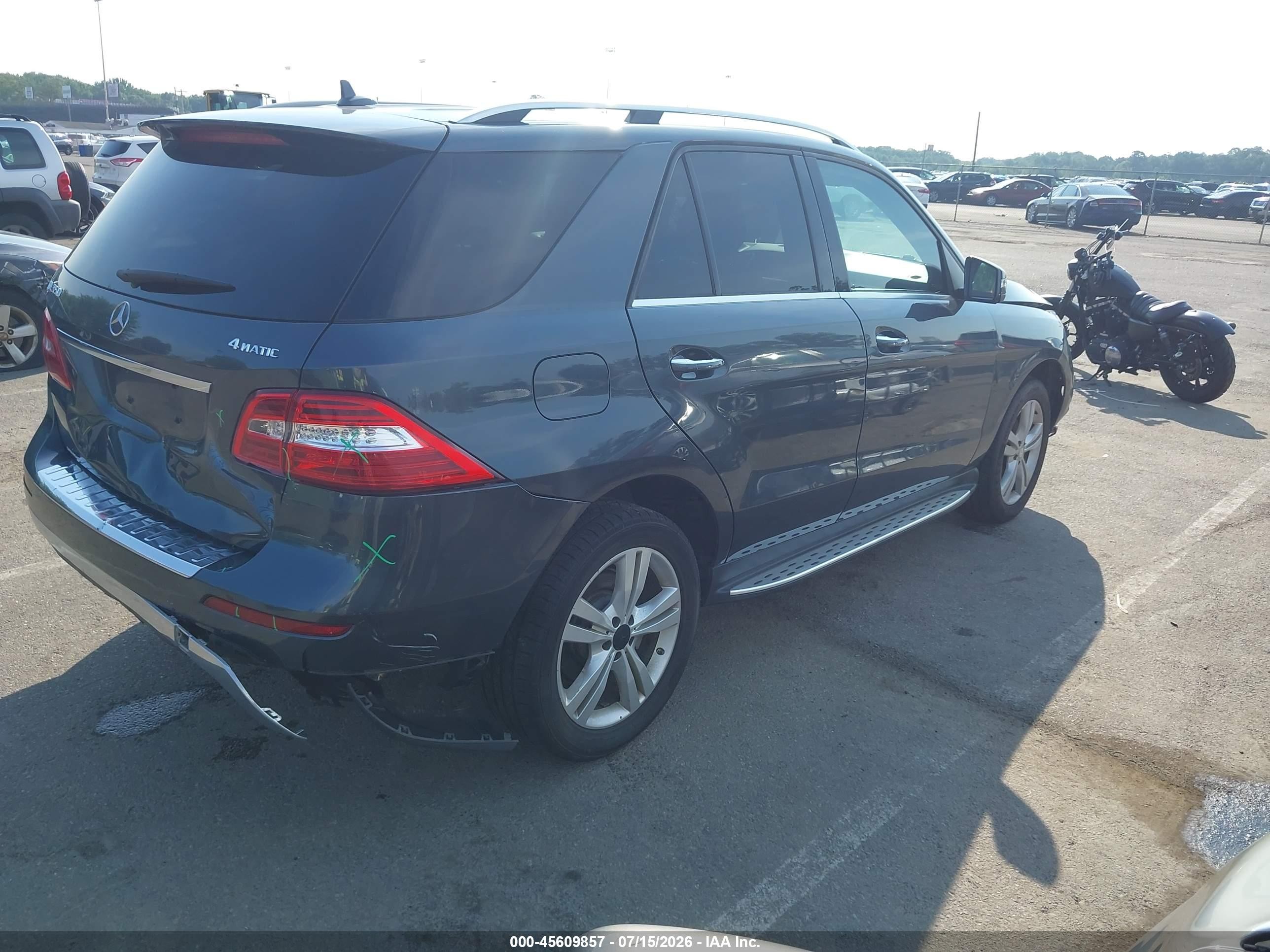 2015 Mercedes-benz Ml 350 4matic Gray vin: 4JGDA5HB0FA618760