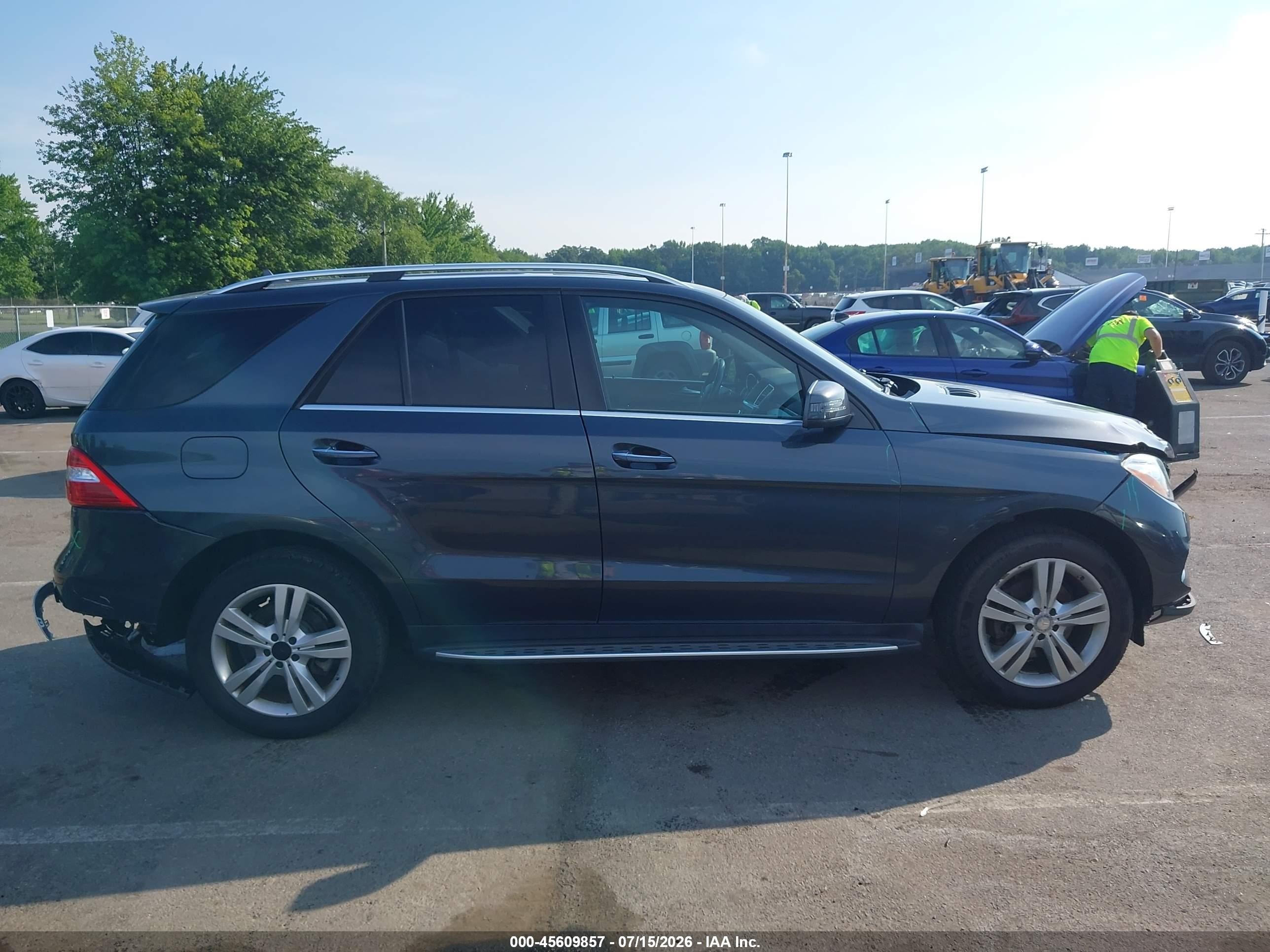 2015 Mercedes-benz Ml 350 4matic Gray vin: 4JGDA5HB0FA618760