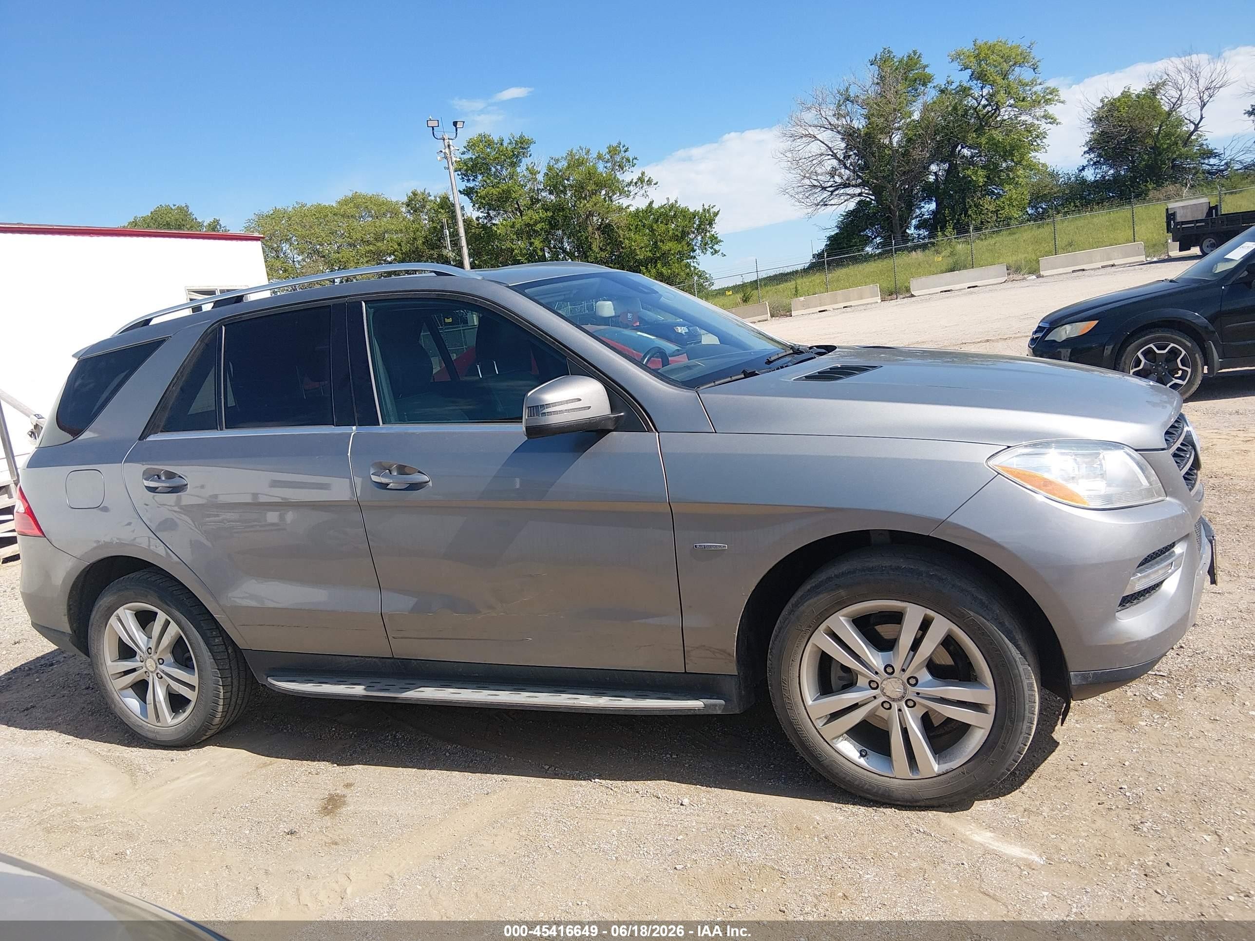 2012 Mercedes-benz Ml 350 4matic Gray vin: 4JGDA5HB1CA018003