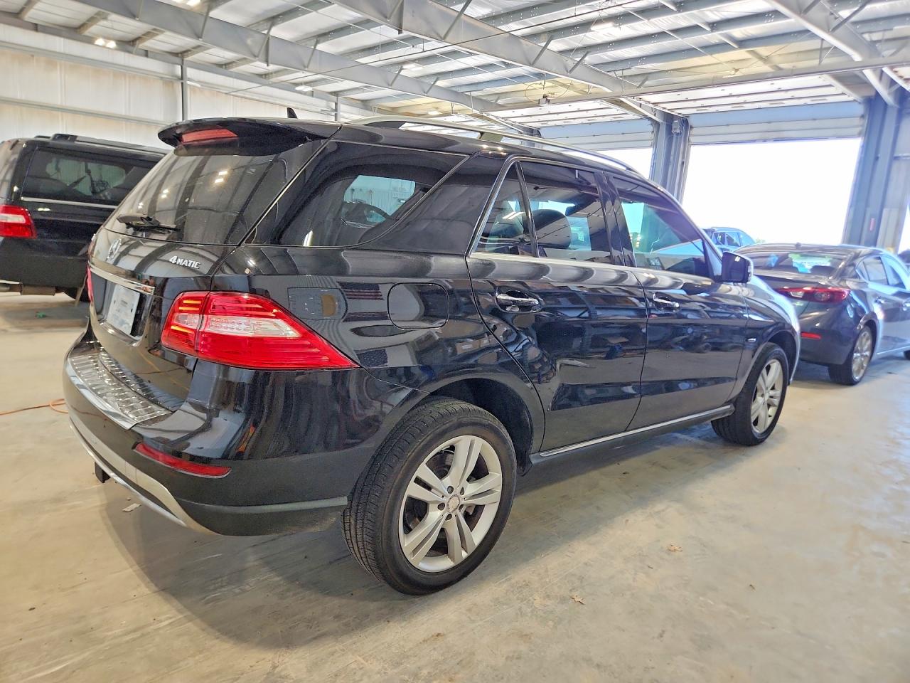 2012 Mercedes-benz Ml 350 4matic Черный vin: 4JGDA5HB1CA063734