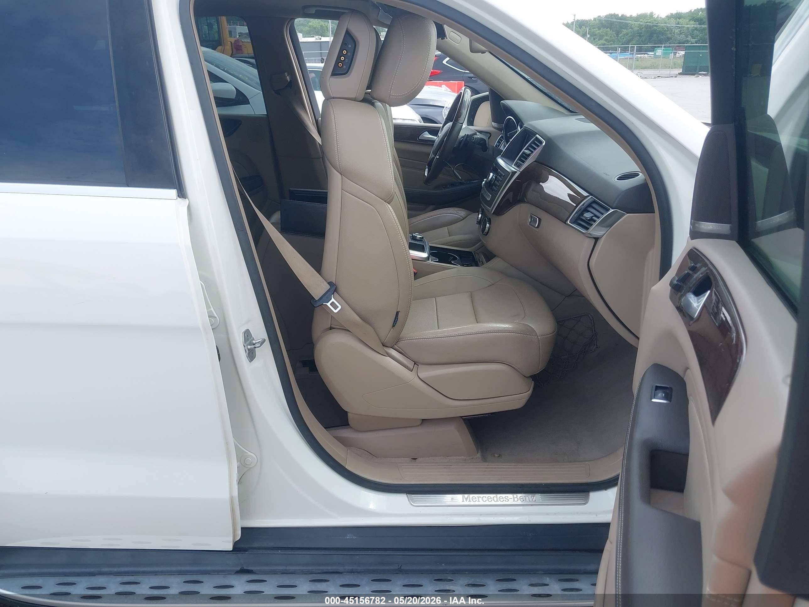 2013 Mercedes-benz Ml 350 4matic Белый vin: 4JGDA5HB1DA125456