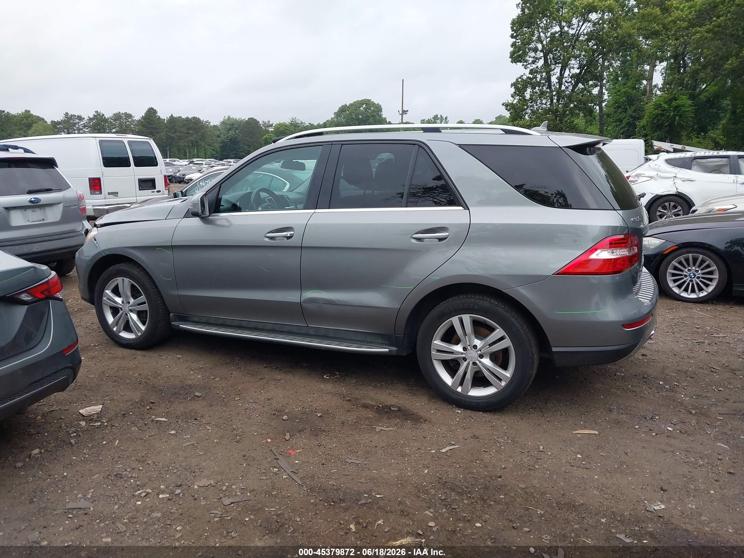 2013 Mercedes-benz Ml 350 4matic Серый vin: 4JGDA5HB1DA147716
