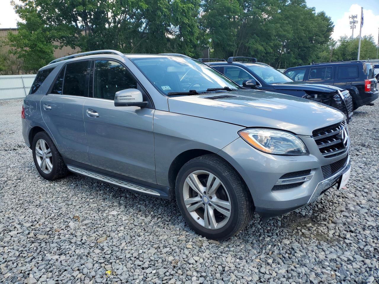 2013 Mercedes-benz Ml 350 4matic Silver vin: 4JGDA5HB1DA154522