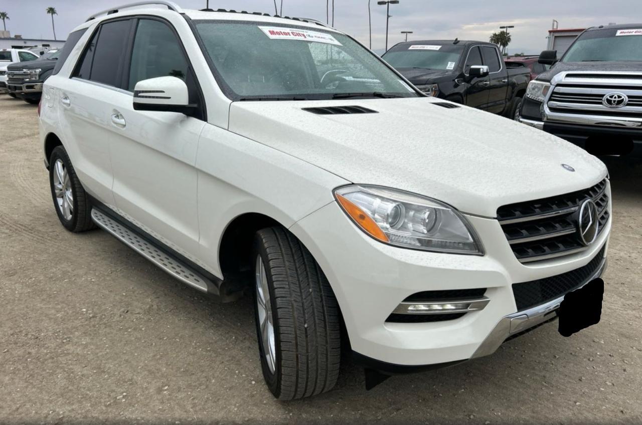 2013 Mercedes-benz Ml 350 4matic White vin: 4JGDA5HB1DA198133