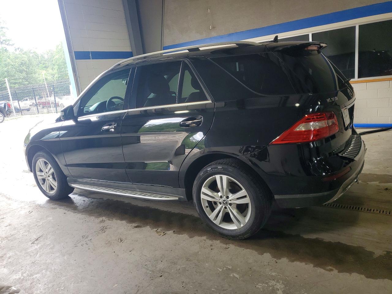 2015 Mercedes-benz Ml 350 4matic Black vin: 4JGDA5HB1FA450434