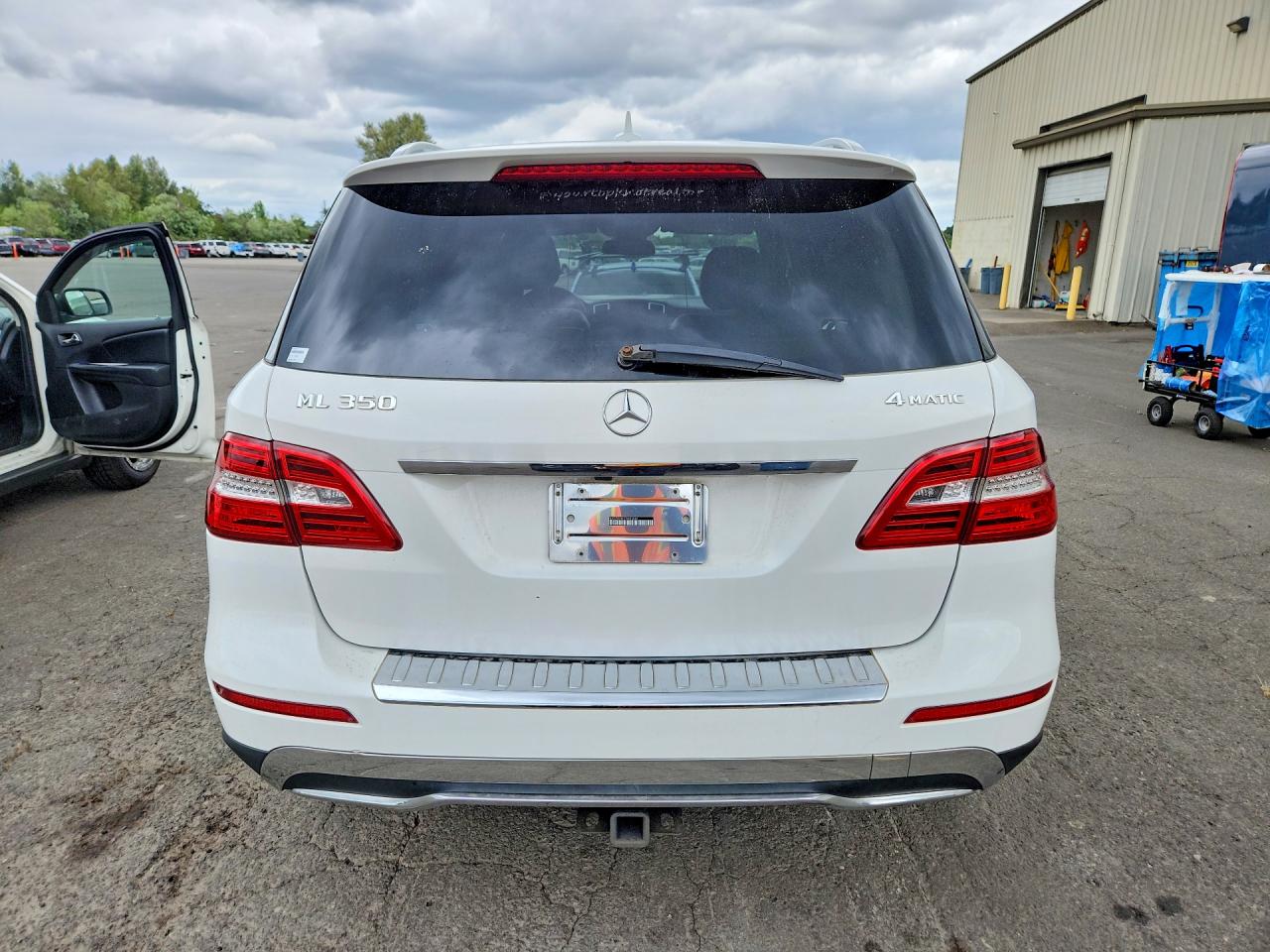 2015 Mercedes-benz Ml 350 4matic Белый vin: 4JGDA5HB1FA495809