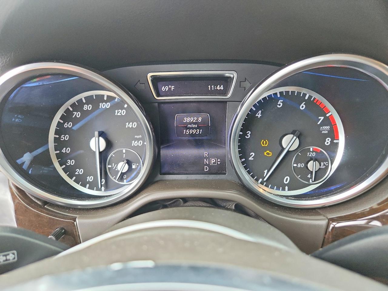 2015 Mercedes-benz Ml 350 4matic Белый vin: 4JGDA5HB1FA495809