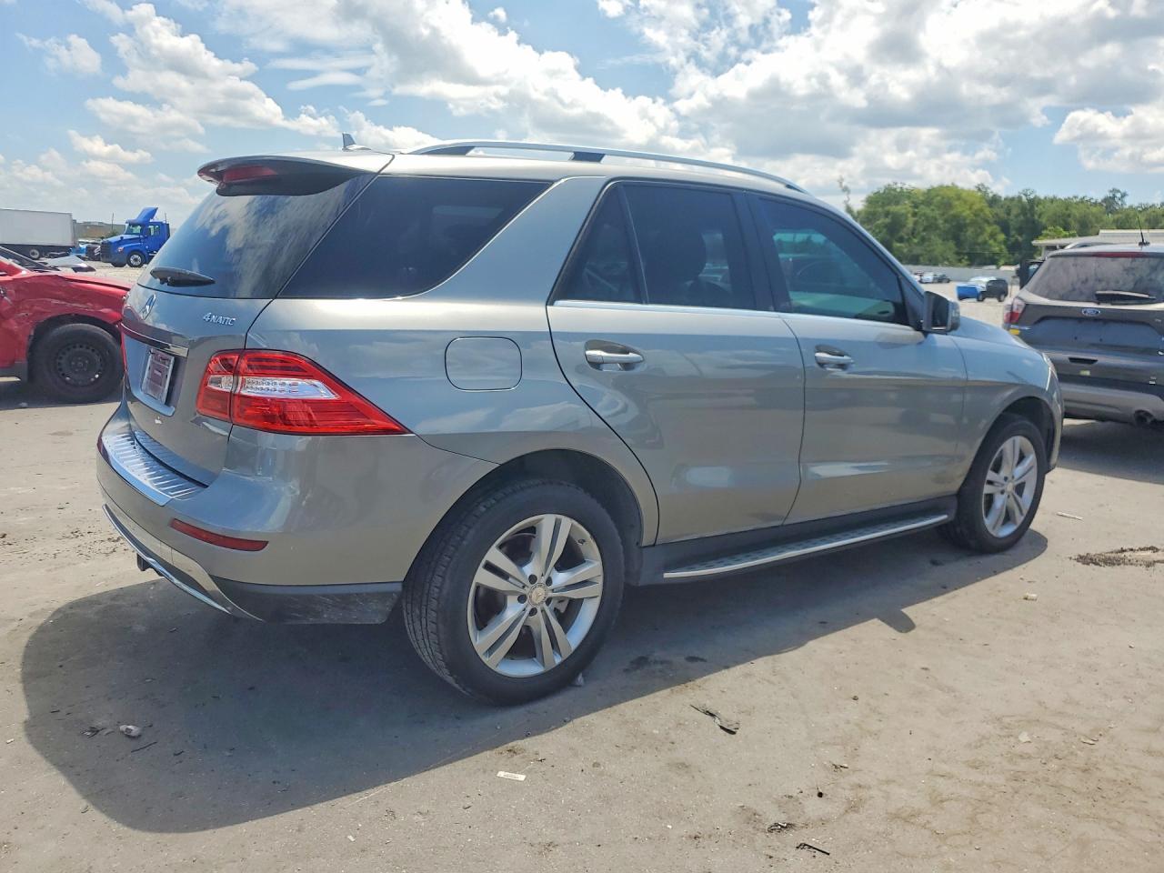 2015 Mercedes-benz Ml 350 4matic Gray vin: 4JGDA5HB1FA517842