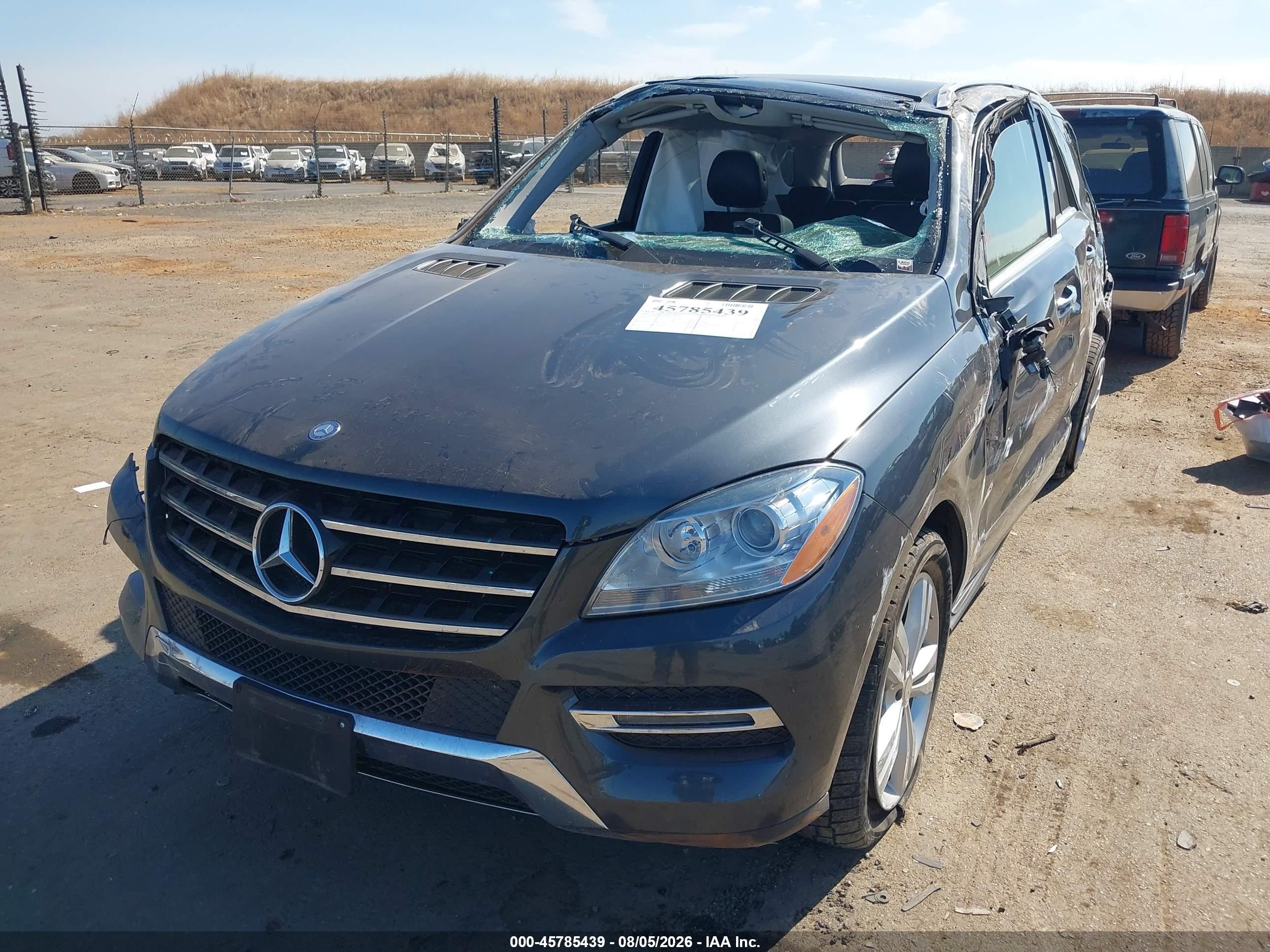 2015 Mercedes-benz Ml 350 4matic Серый vin: 4JGDA5HB1FA539677
