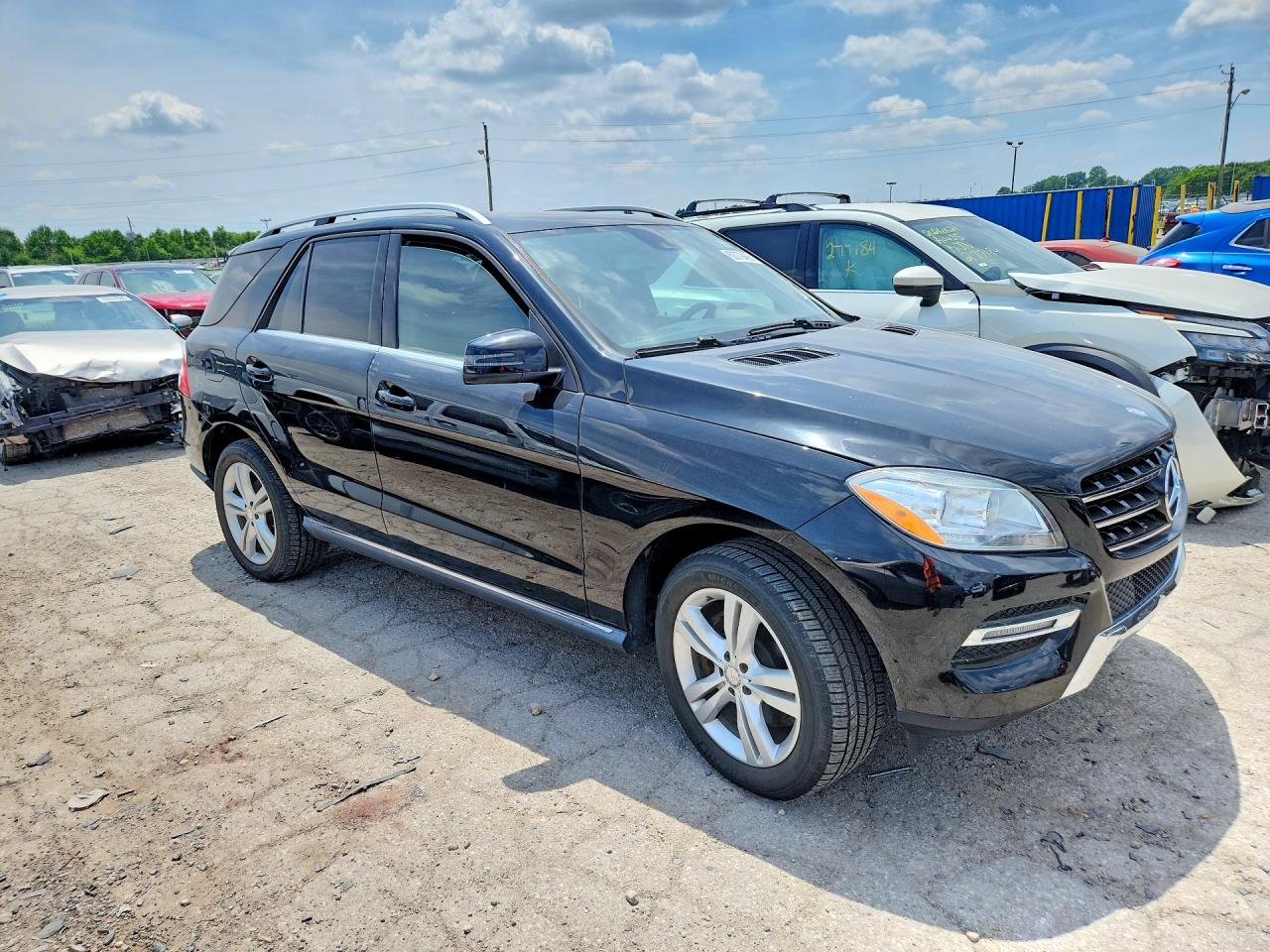 2015 Mercedes-benz Ml 350 4matic Black vin: 4JGDA5HB1FA583307
