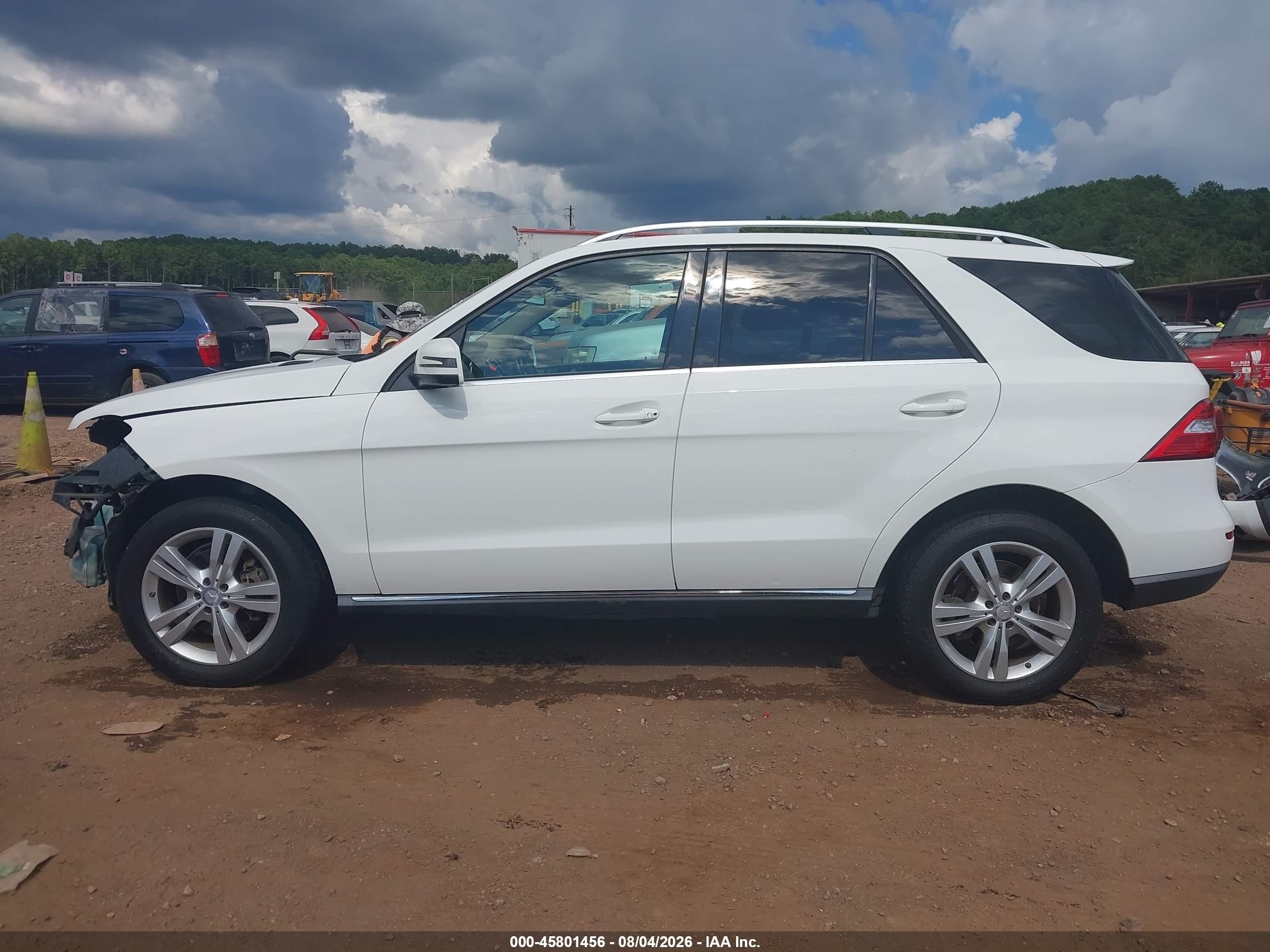 2015 Mercedes-benz Ml 350 4matic White vin: 4JGDA5HB1FA606262