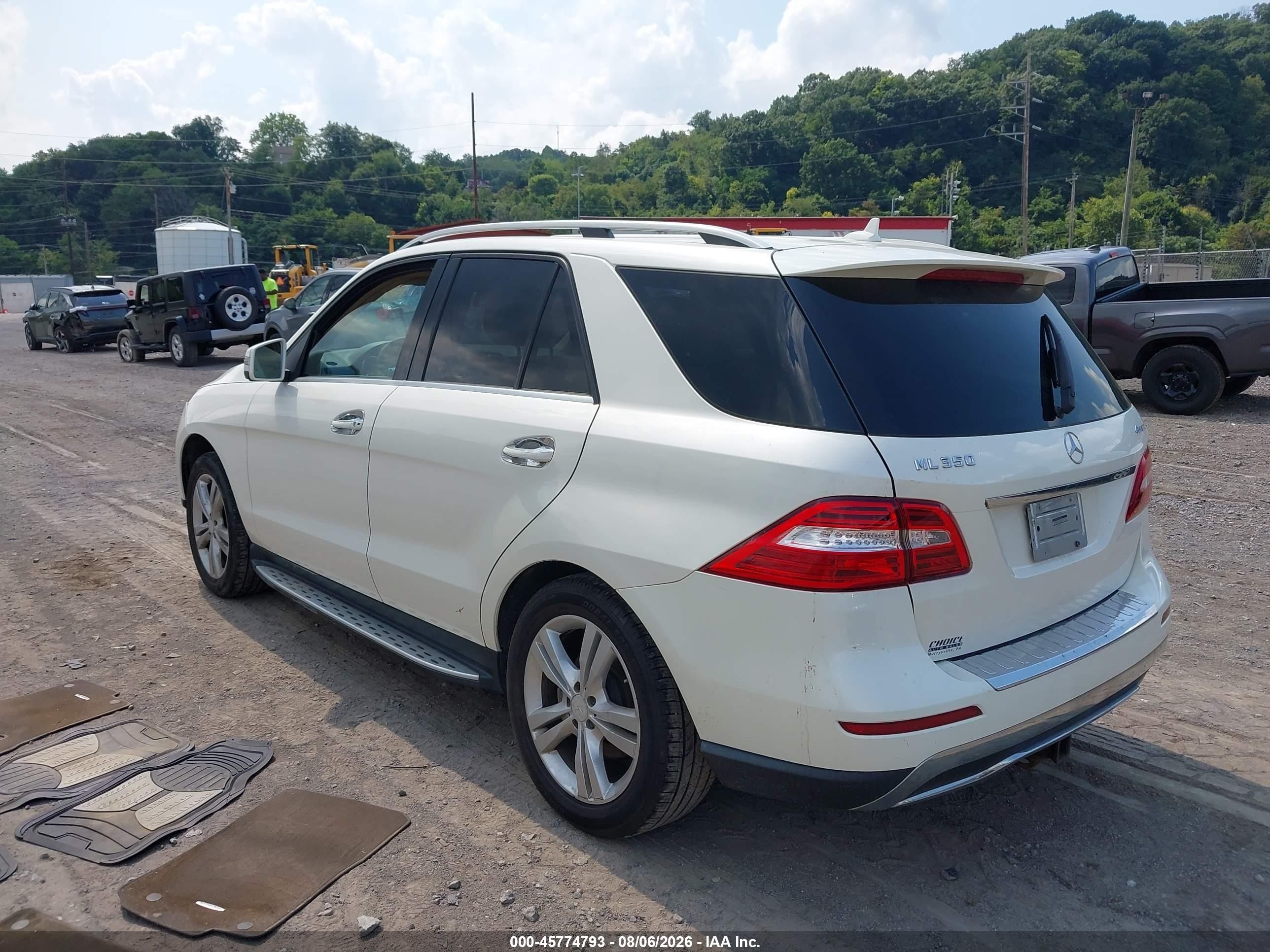2013 Mercedes-benz Ml 350 4matic White vin: 4JGDA5HB2DA116409