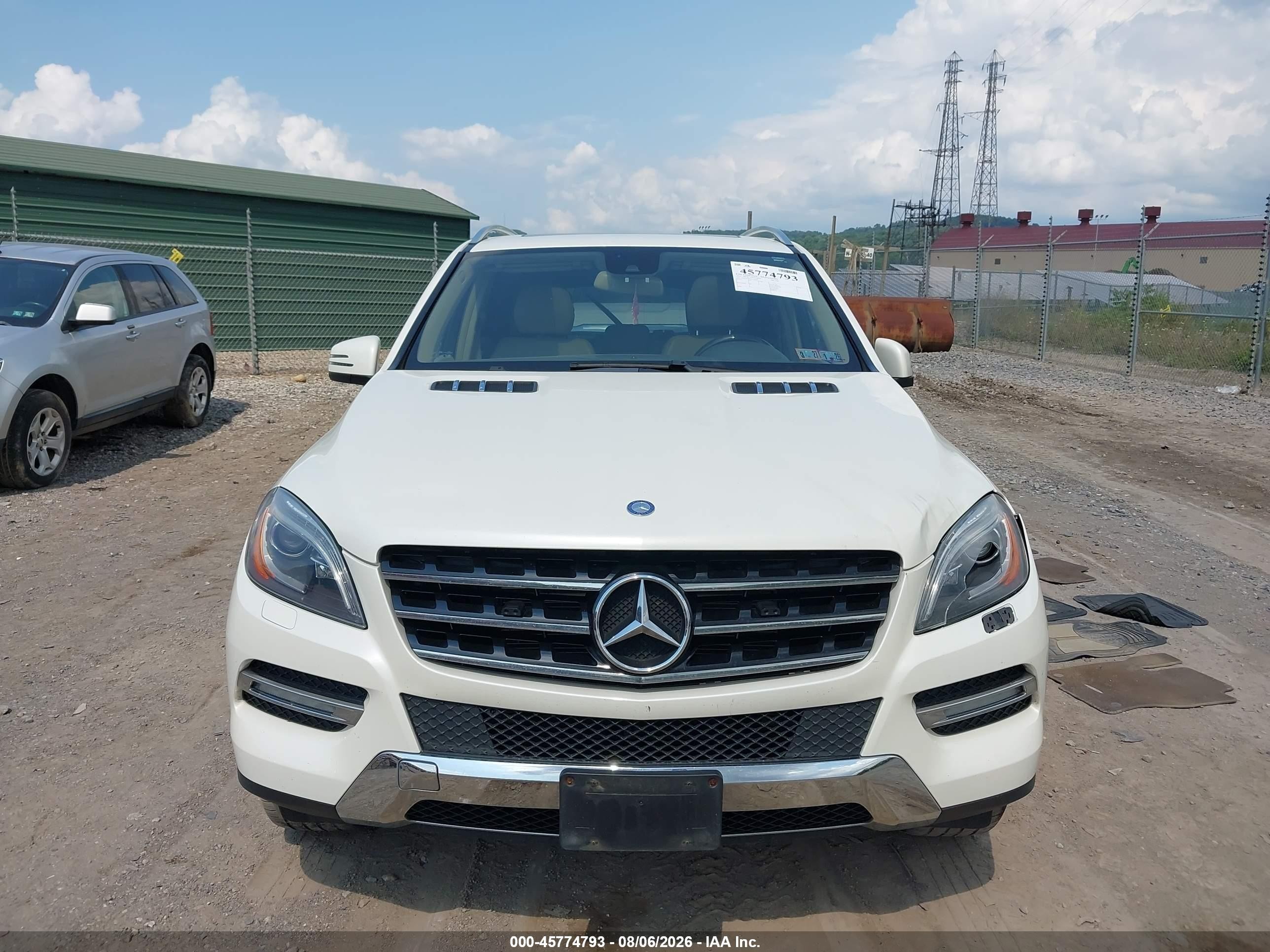 2013 Mercedes-benz Ml 350 4matic White vin: 4JGDA5HB2DA116409