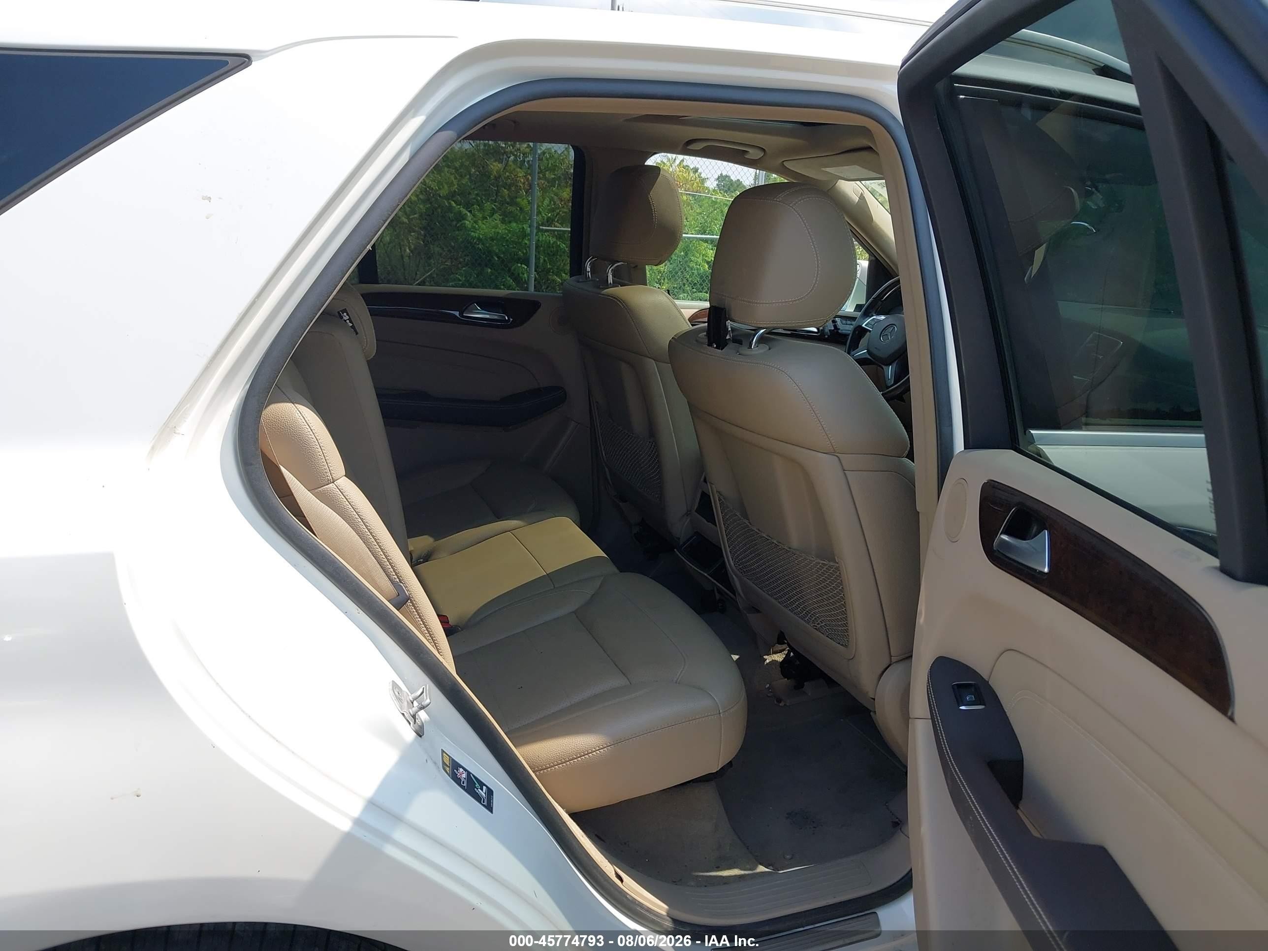 2013 Mercedes-benz Ml 350 4matic White vin: 4JGDA5HB2DA116409