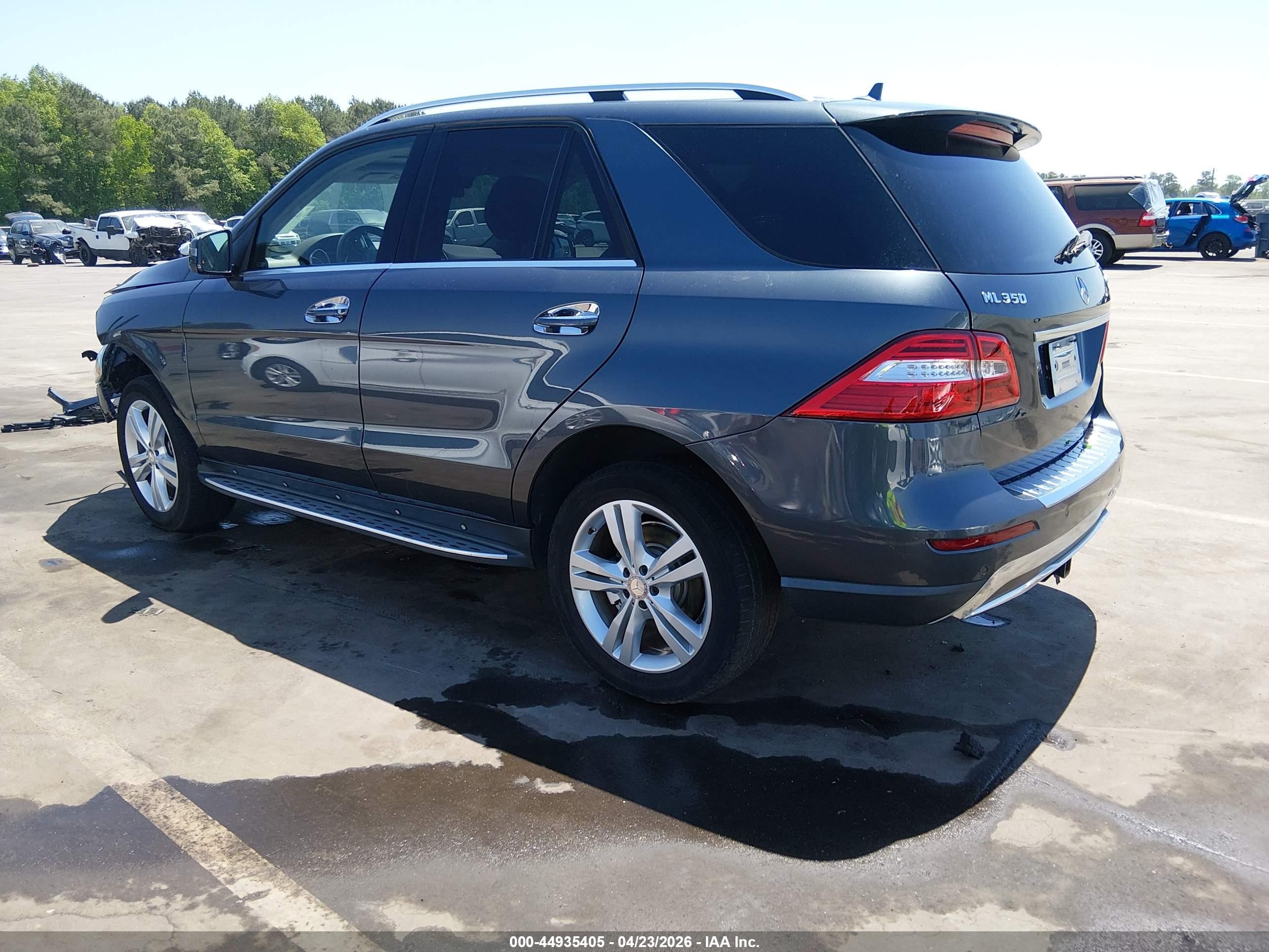 2013 Mercedes-benz Ml 350 4matic Серый vin: 4JGDA5HB2DA213433