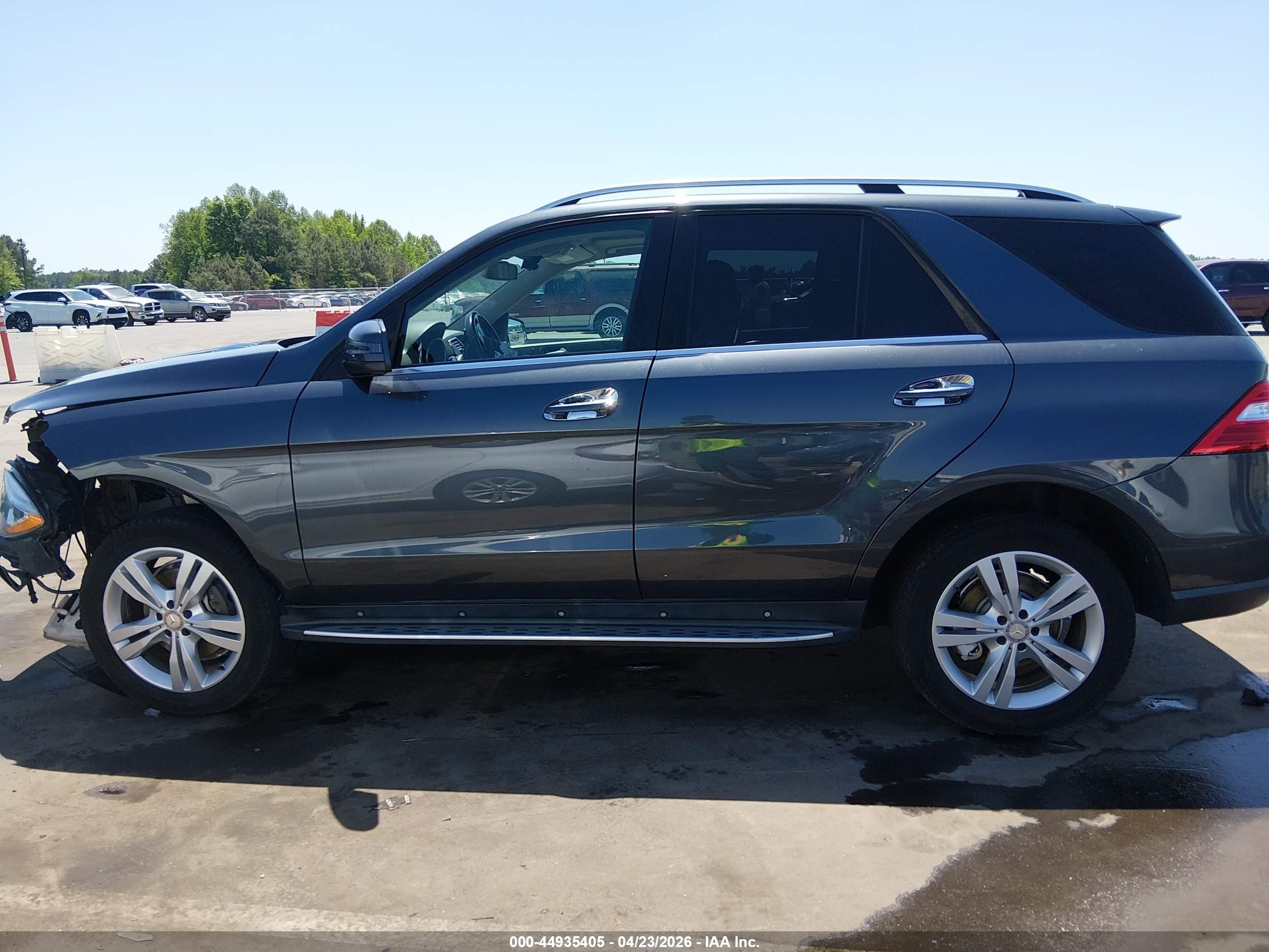 2013 Mercedes-benz Ml 350 4matic Серый vin: 4JGDA5HB2DA213433