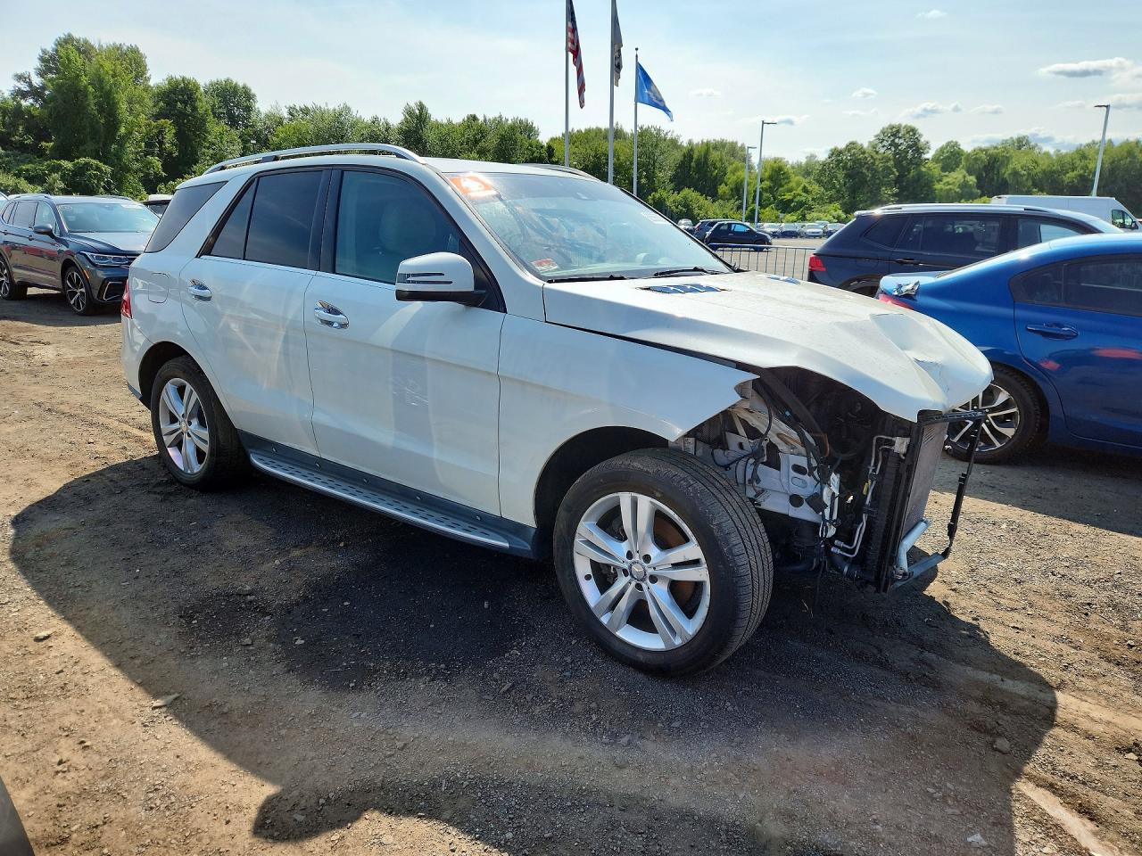 2013 Mercedes-benz Ml 350 4matic White vin: 4JGDA5HB2DA213643