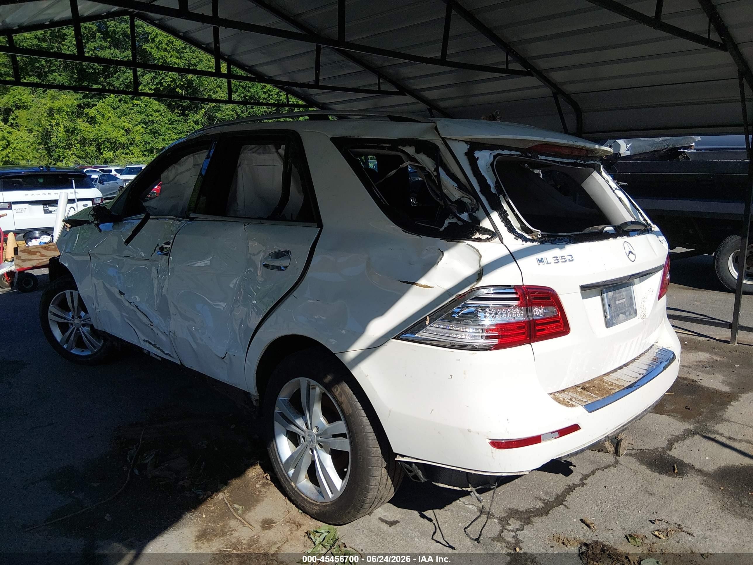 2013 Mercedes-benz Ml 350 4matic White vin: 4JGDA5HB2DA237439