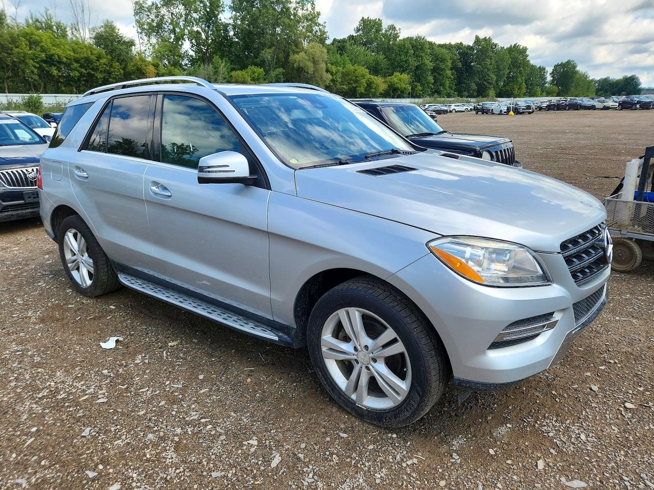2014 Mercedes-benz Ml 350 4matic Silver vin: 4JGDA5HB2EA369568