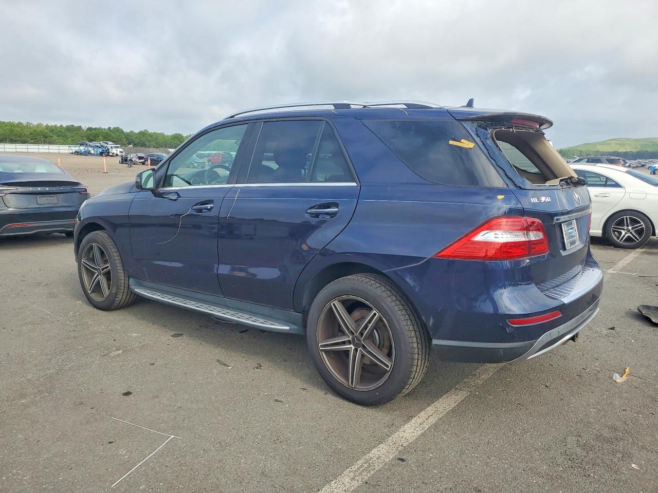 2014 Mercedes-benz Ml 350 4matic Blue vin: 4JGDA5HB2EA409213