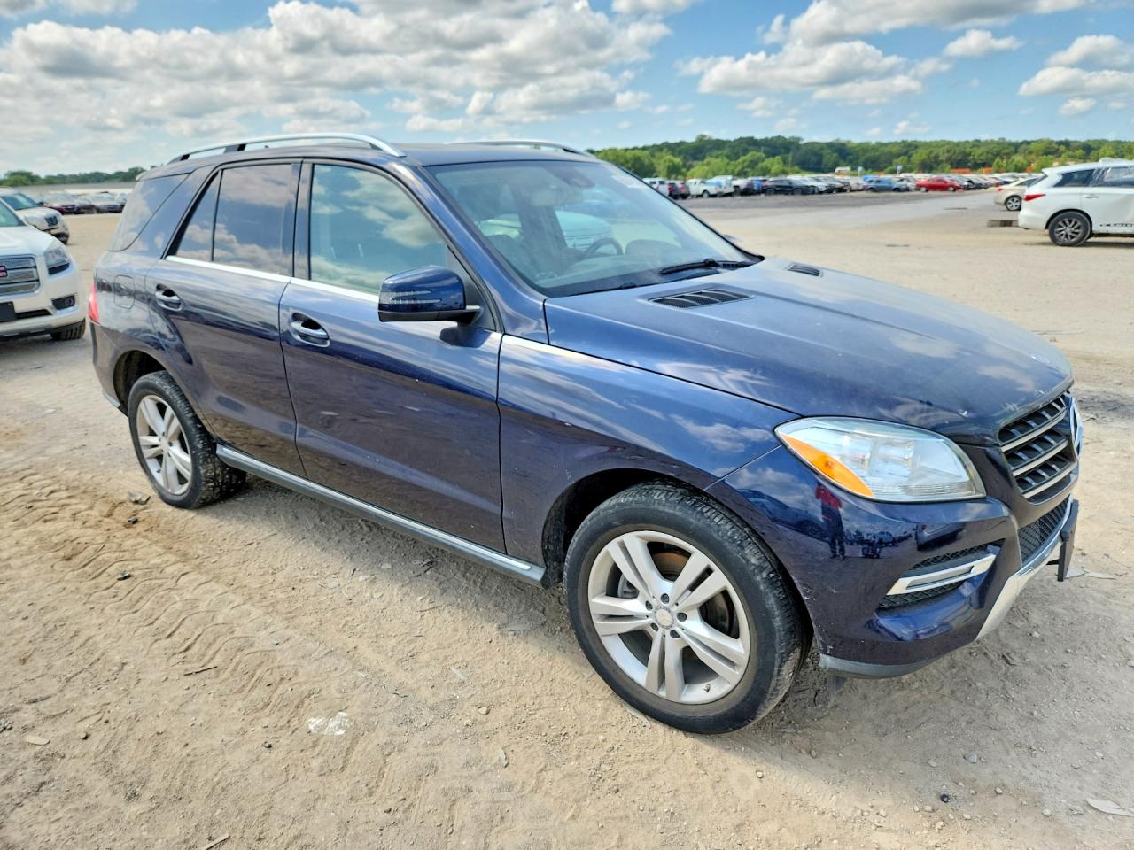 2015 Mercedes-benz Ml 350 4matic Синий vin: 4JGDA5HB2FA449163