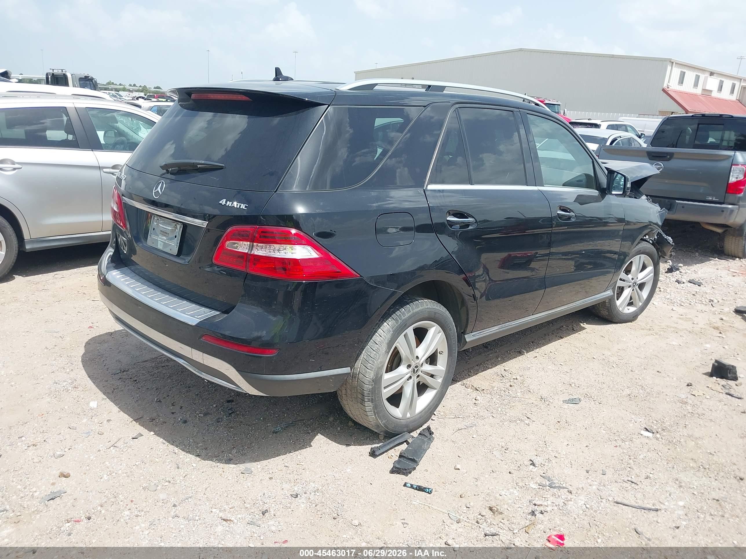 2015 Mercedes-benz Ml 350 4matic Black vin: 4JGDA5HB2FA473320