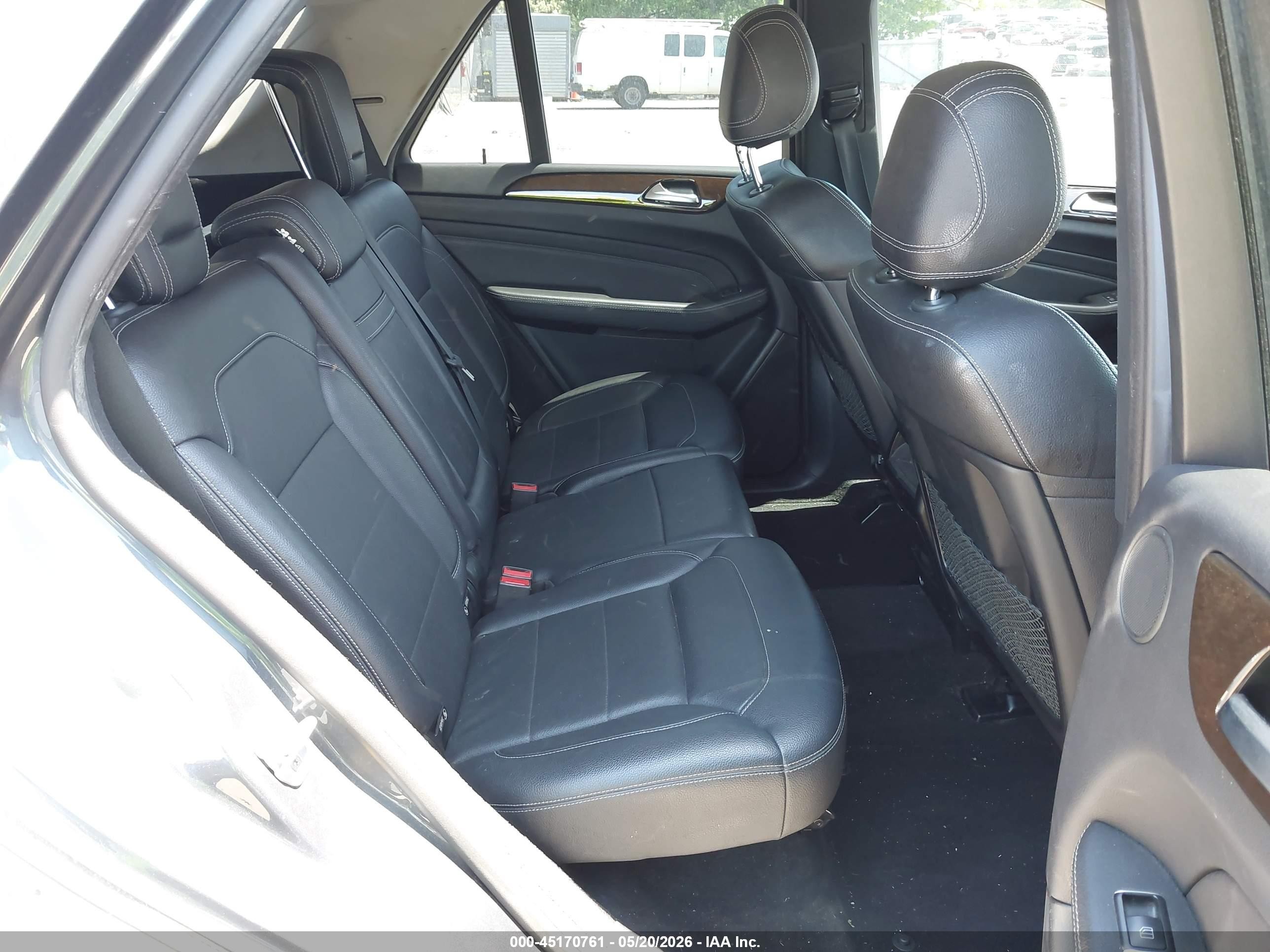2015 Mercedes-benz Ml 350 4matic Черный vin: 4JGDA5HB2FA489730