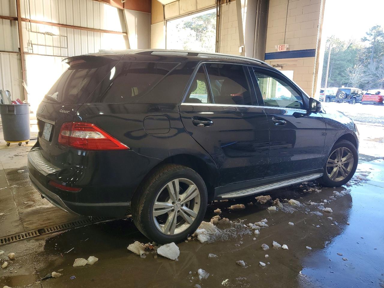 2015 Mercedes-benz Ml 350 4matic Black vin: 4JGDA5HB2FA500015