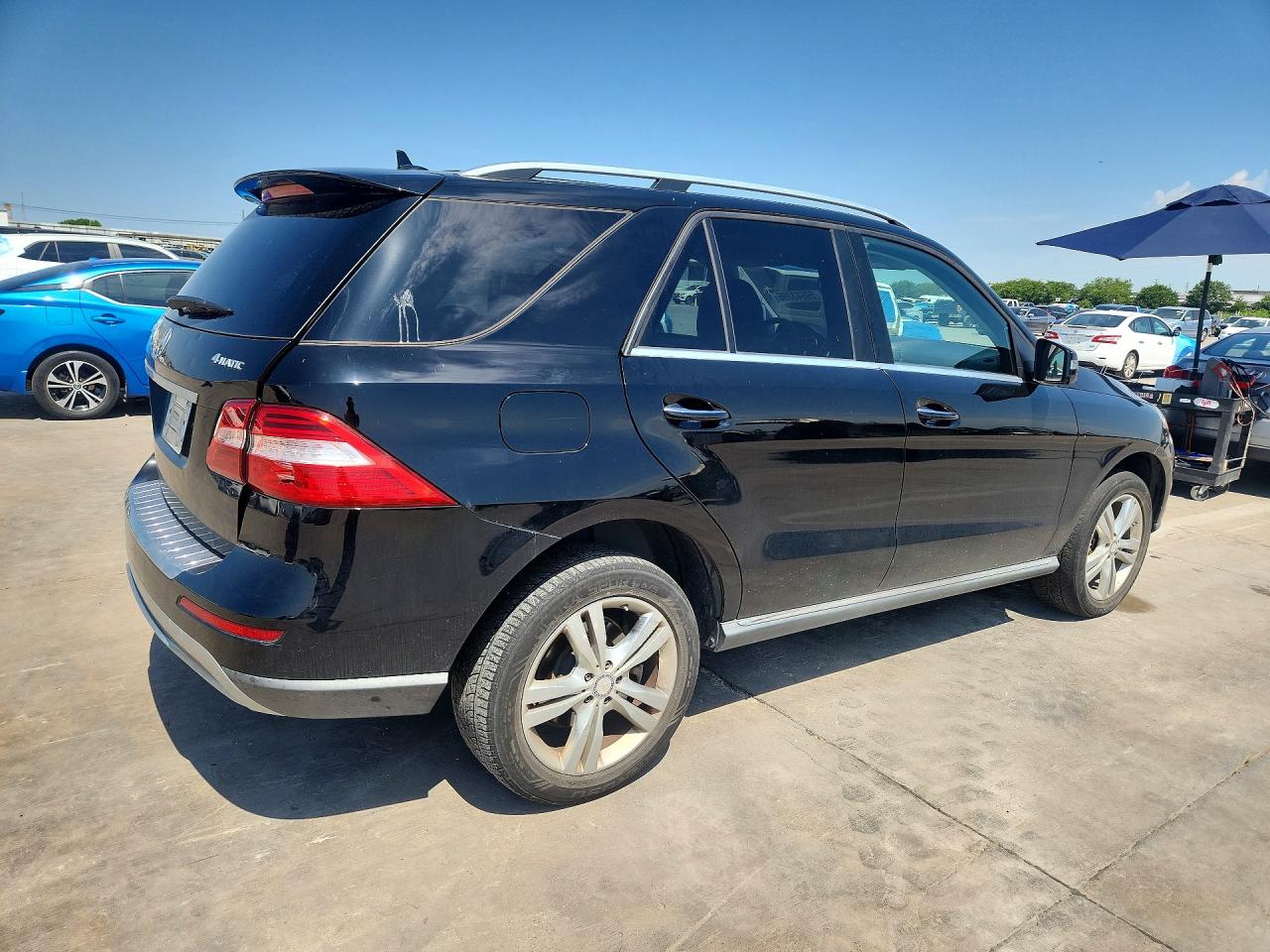 2015 Mercedes-benz Ml 350 4matic Black vin: 4JGDA5HB2FA531670