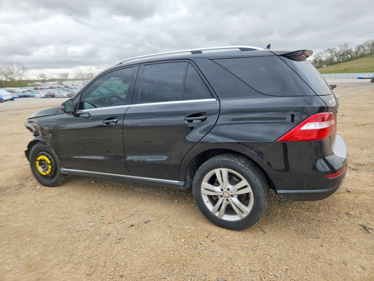 2015 Mercedes-benz Ml 350 4matic Черный vin: 4JGDA5HB2FA580884