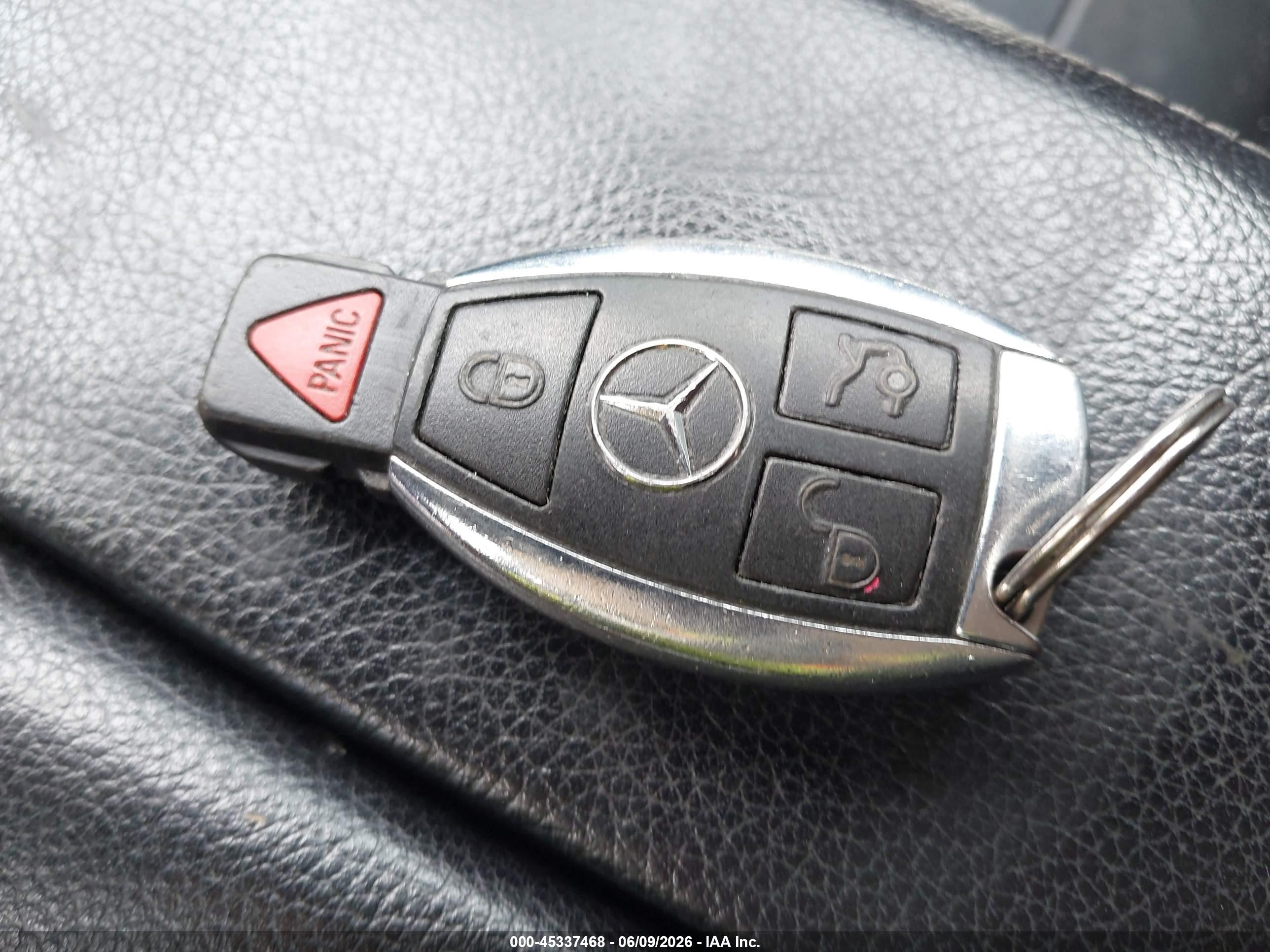 2015 Mercedes-benz Ml 350 4matic Blue vin: 4JGDA5HB2FA582098