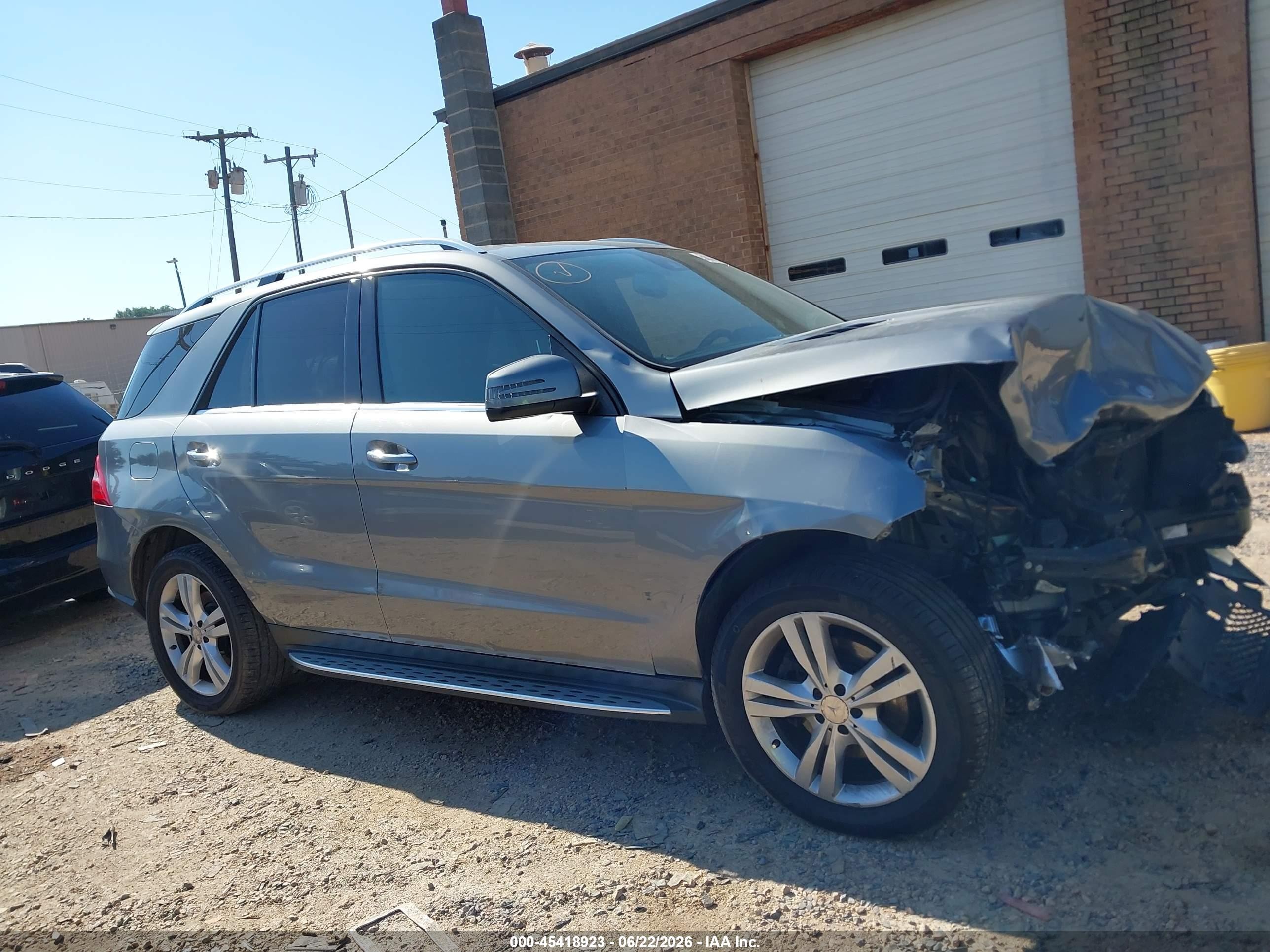 2015 Mercedes-benz Ml 350 4matic Gray vin: 4JGDA5HB2FA587513