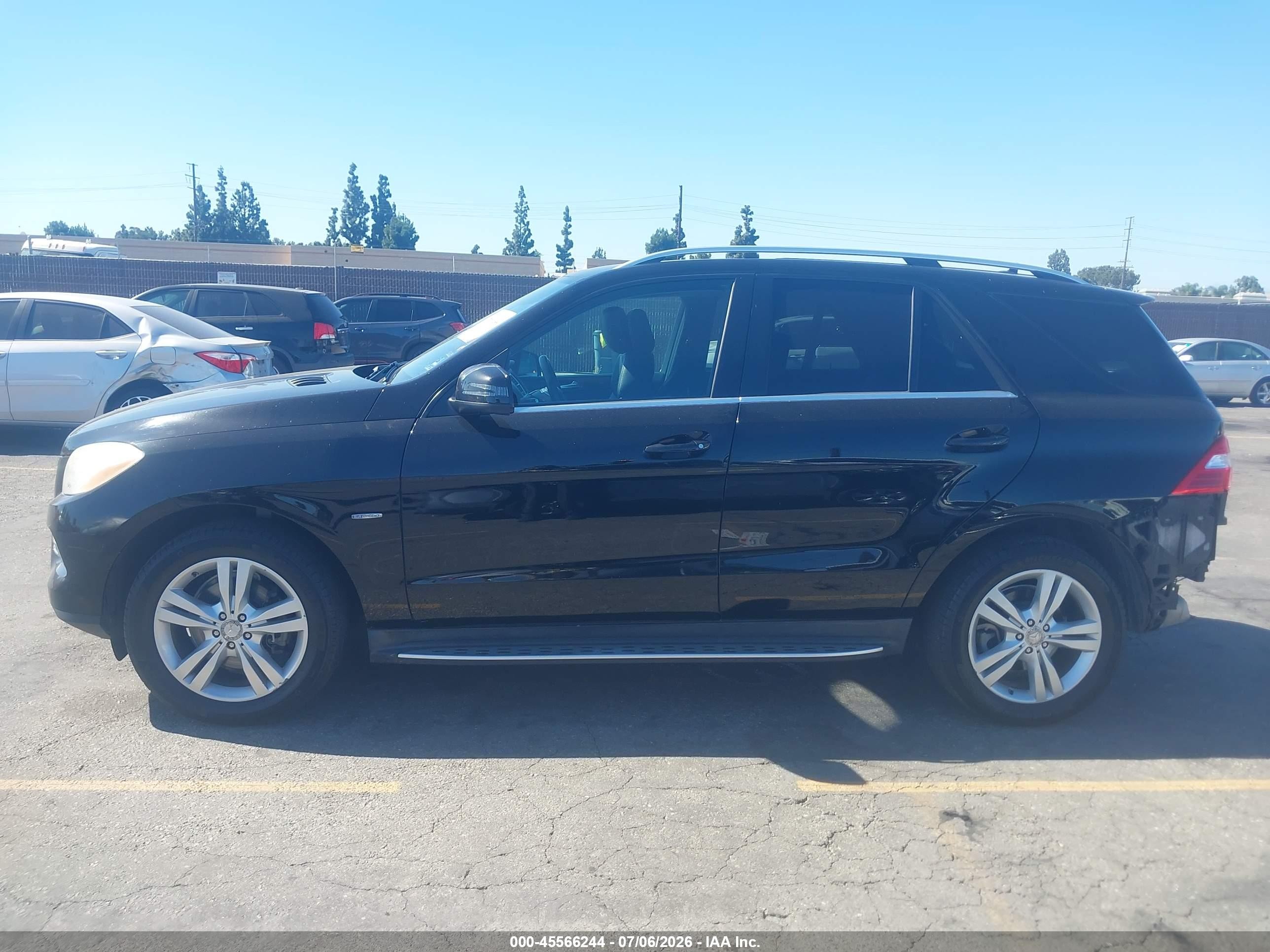 2012 Mercedes-benz Ml 350 4matic Black vin: 4JGDA5HB3CA001560