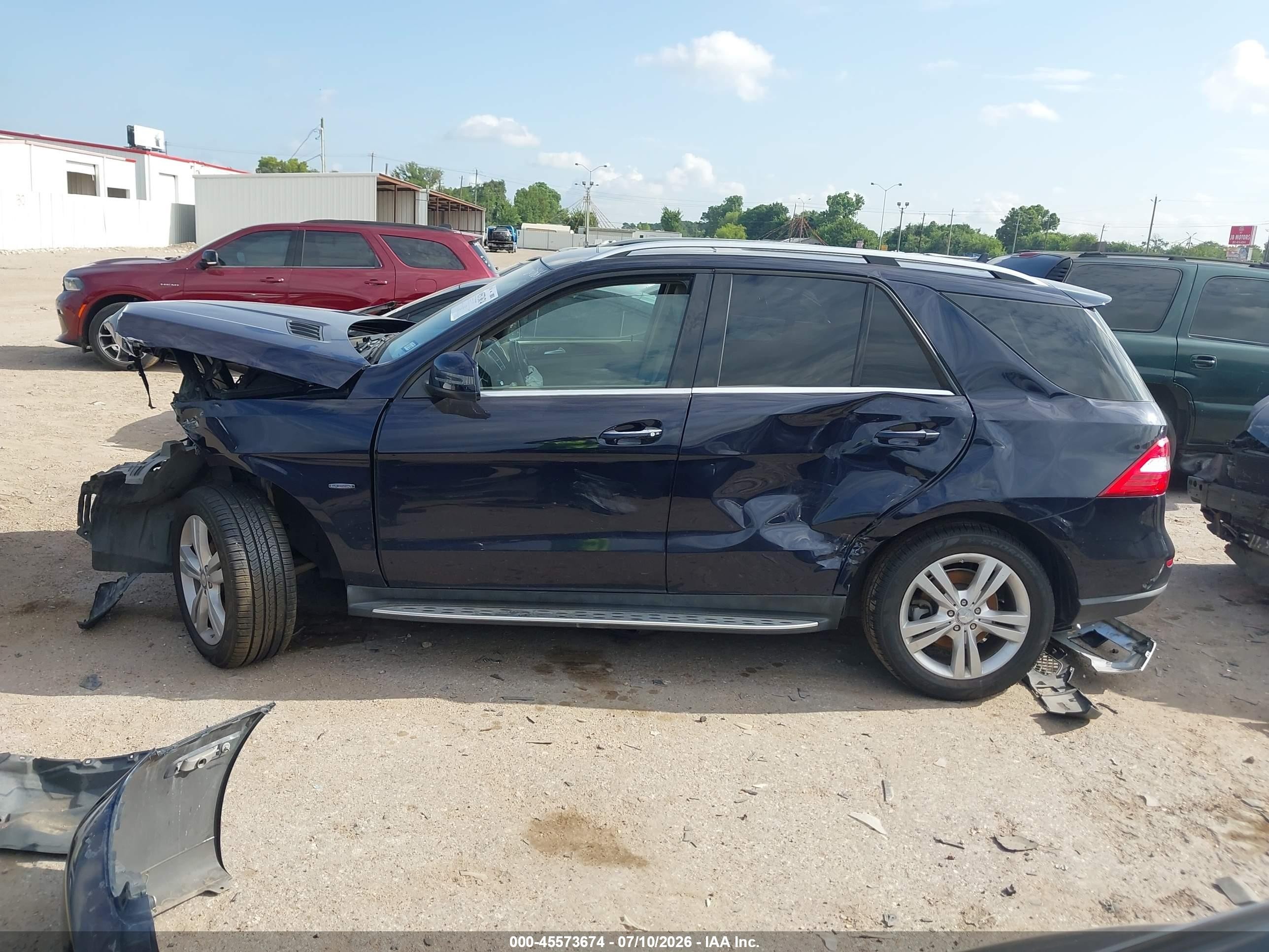 2012 Mercedes-benz Ml 350 4matic Blue vin: 4JGDA5HB3CA014311
