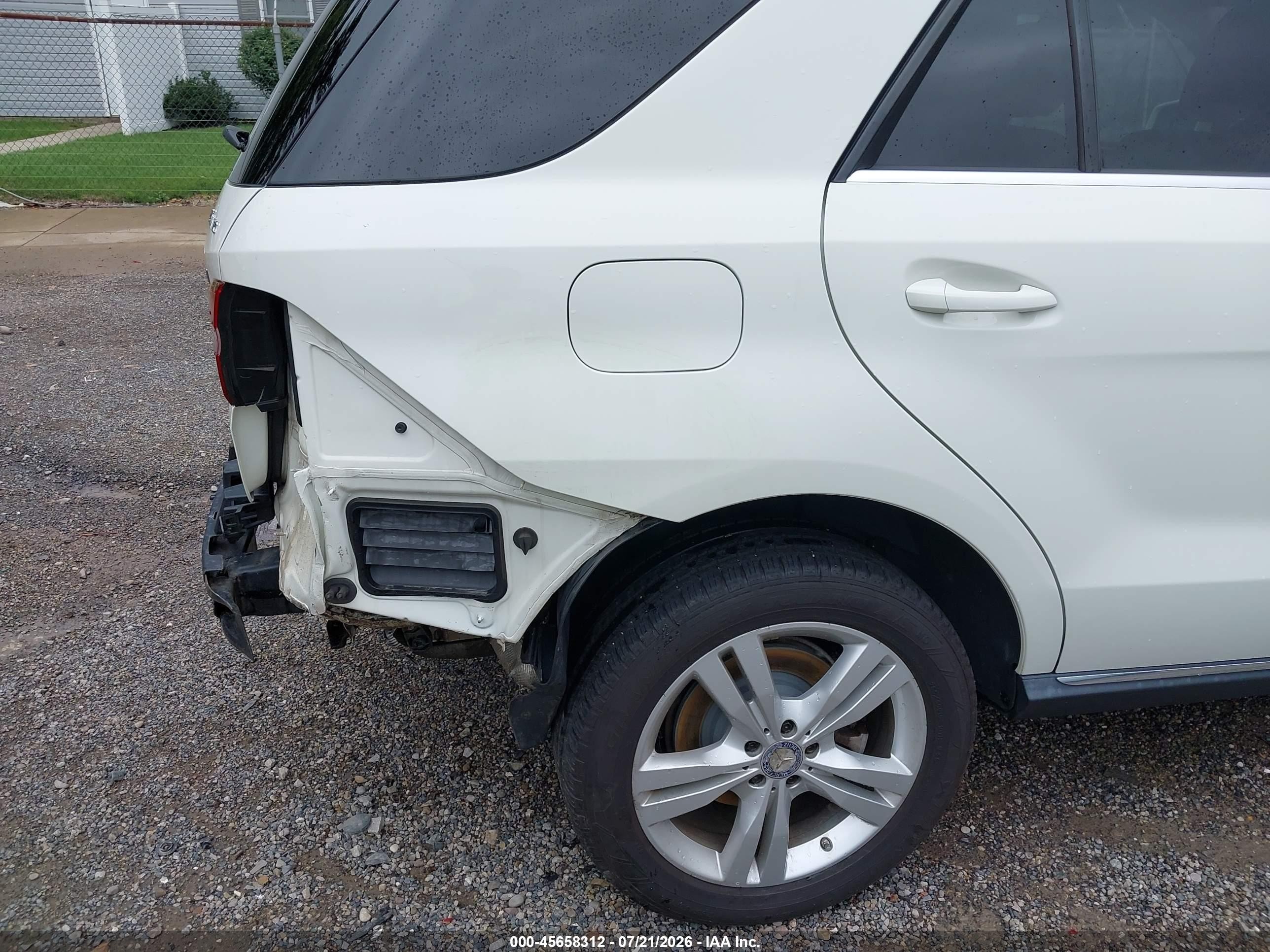 2013 Mercedes-benz Ml 350 4matic Белый vin: 4JGDA5HB3DA143764
