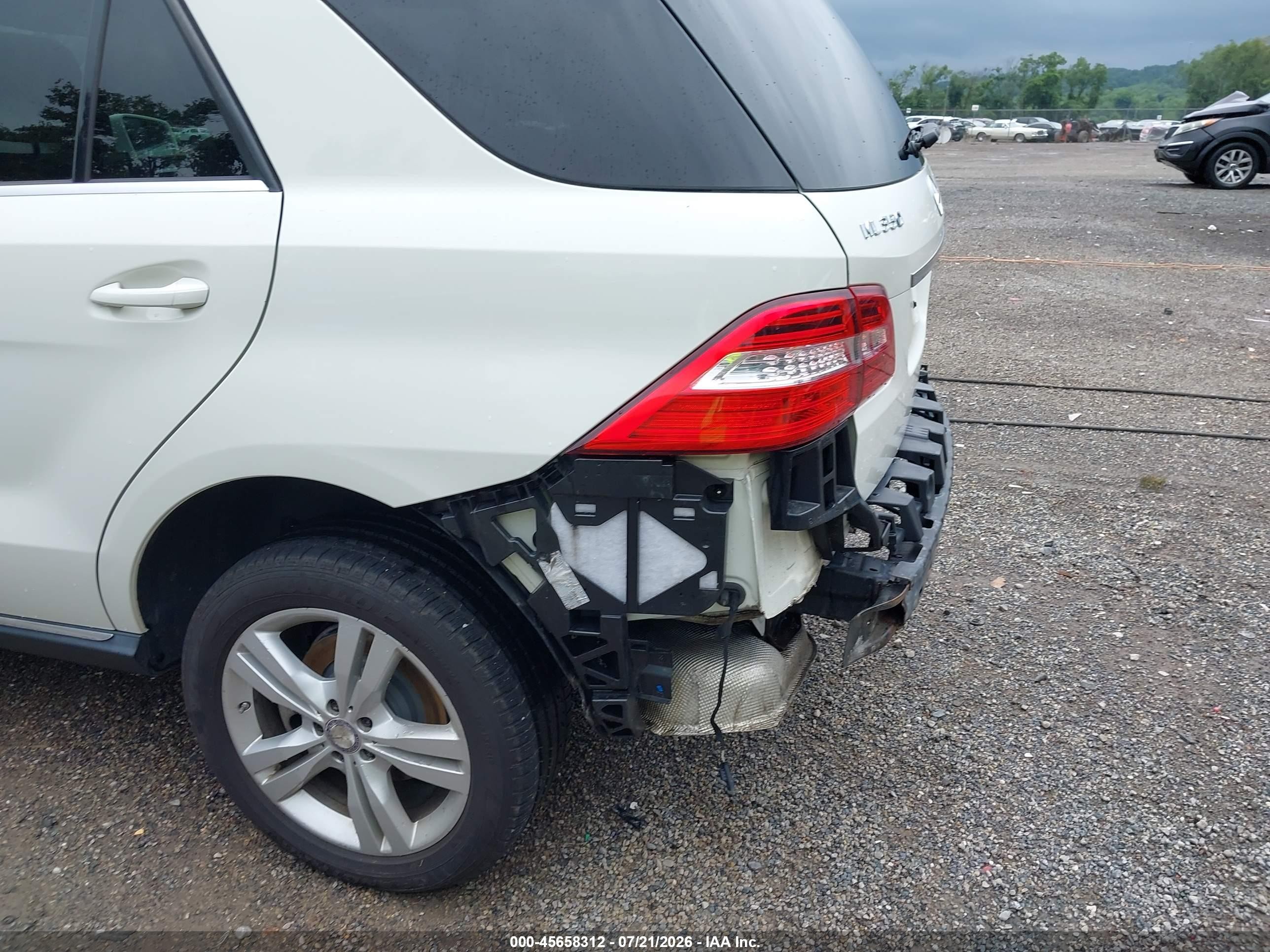2013 Mercedes-benz Ml 350 4matic Белый vin: 4JGDA5HB3DA143764