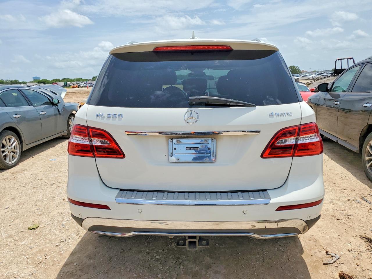 2013 Mercedes-benz Ml 350 4matic Белый vin: 4JGDA5HB3DA199686