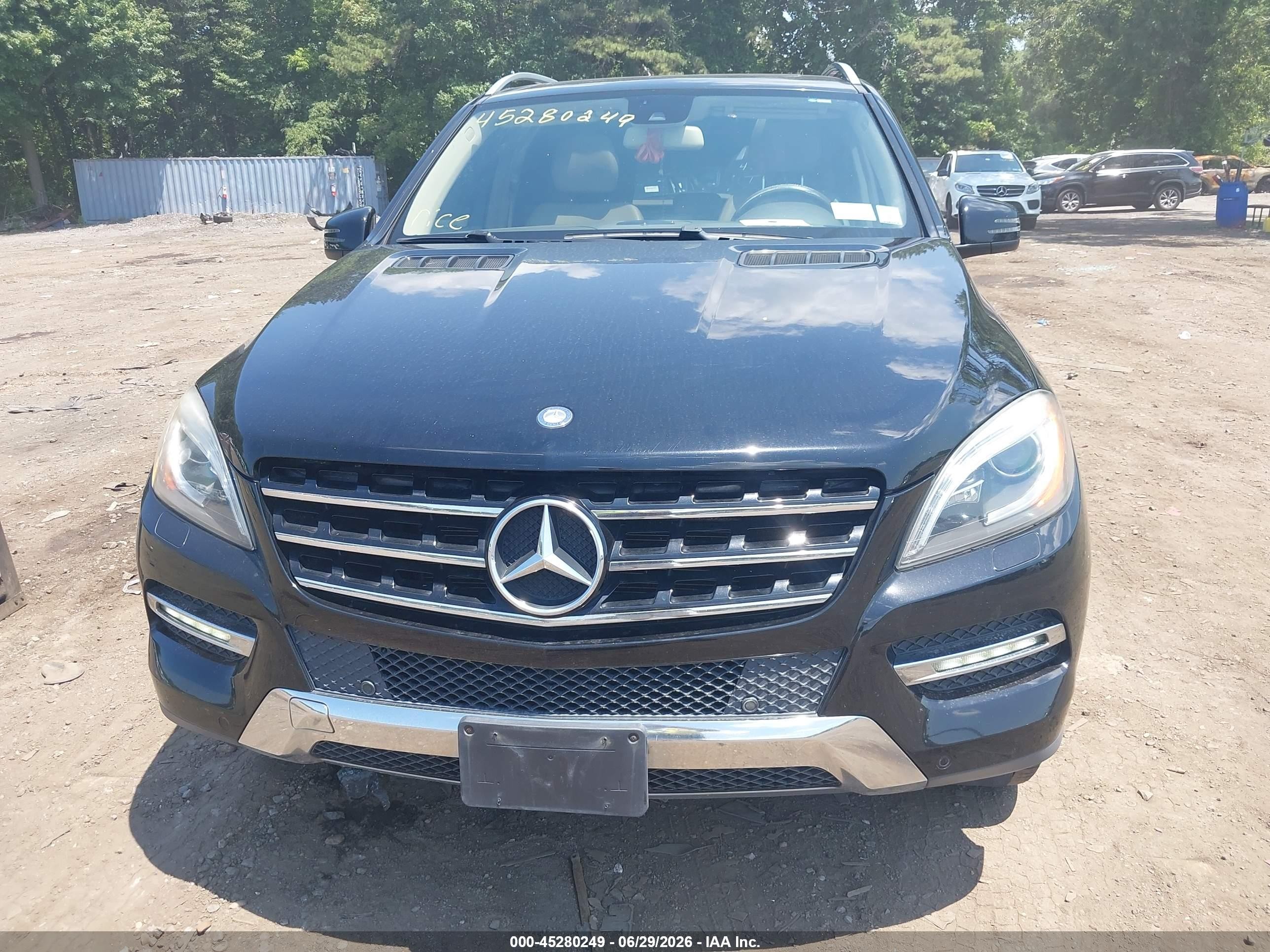 2013 Mercedes-benz Ml 350 4matic Maroon vin: 4JGDA5HB3DA251432