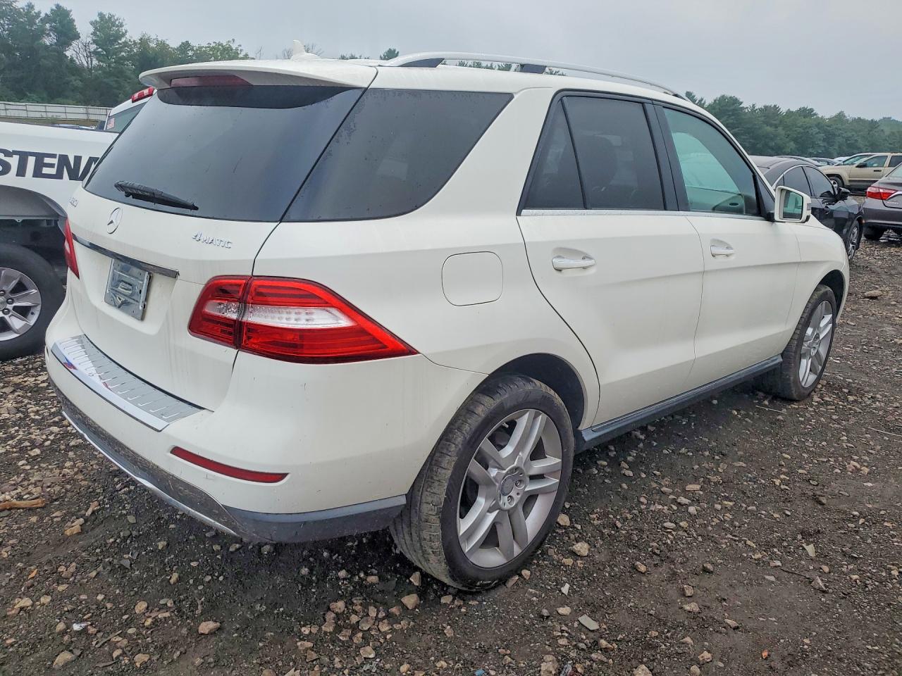 2014 Mercedes-benz Ml 350 4matic Белый vin: 4JGDA5HB3EA269575