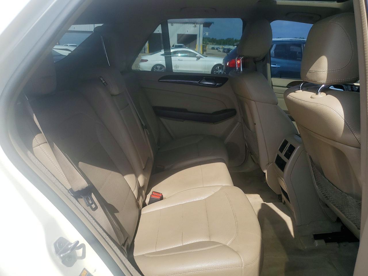 2014 Mercedes-benz Ml 350 4matic Белый vin: 4JGDA5HB3EA338183