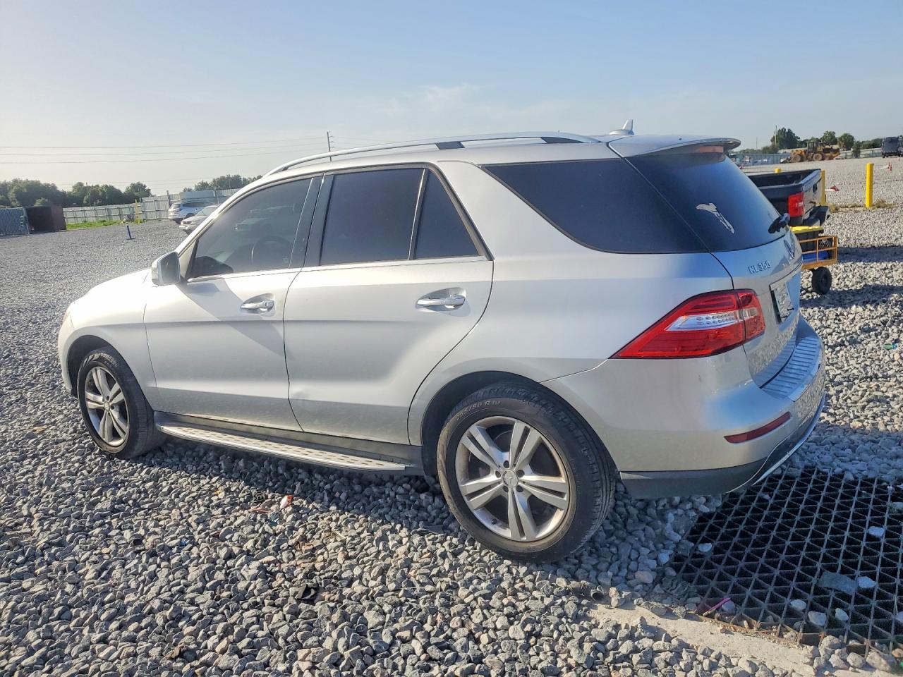 2014 Mercedes-benz Ml 350 4matic Silver vin: 4JGDA5HB3EA378084