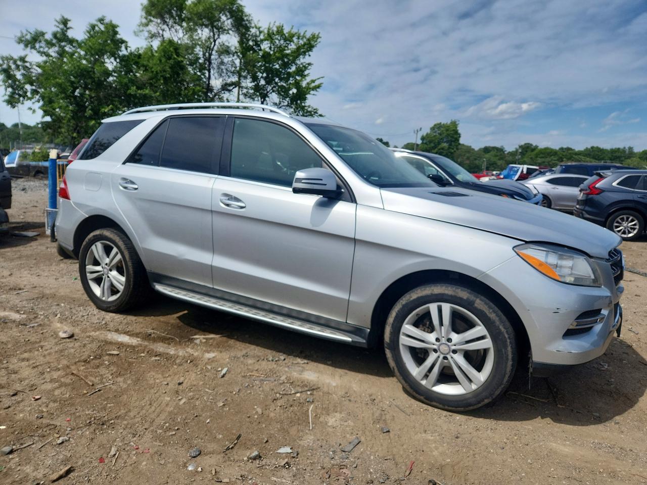 2014 Mercedes-benz Ml 350 4matic Silver vin: 4JGDA5HB3EA392468