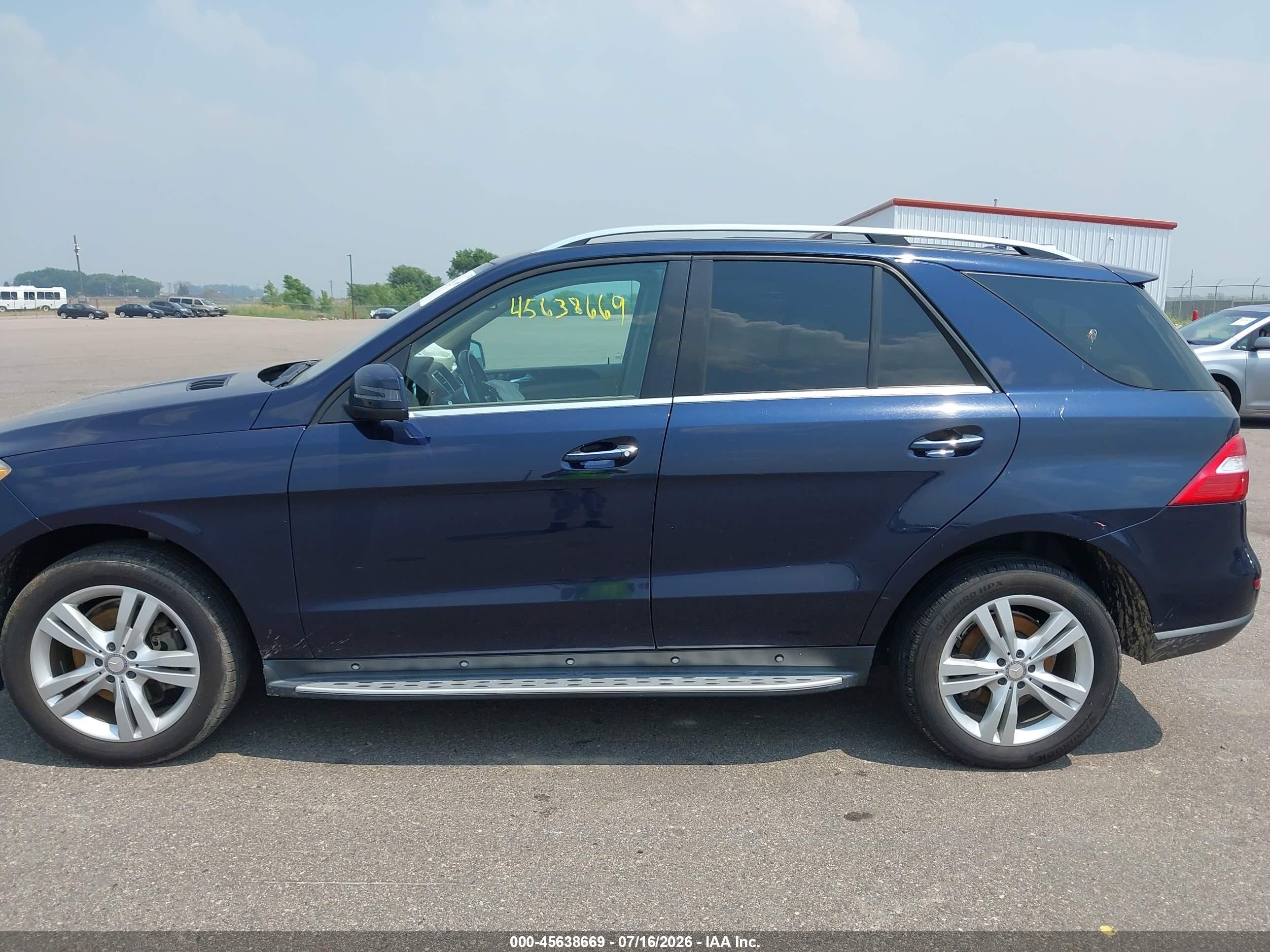 2014 Mercedes-benz Ml 350 4matic Blue vin: 4JGDA5HB3EA405428