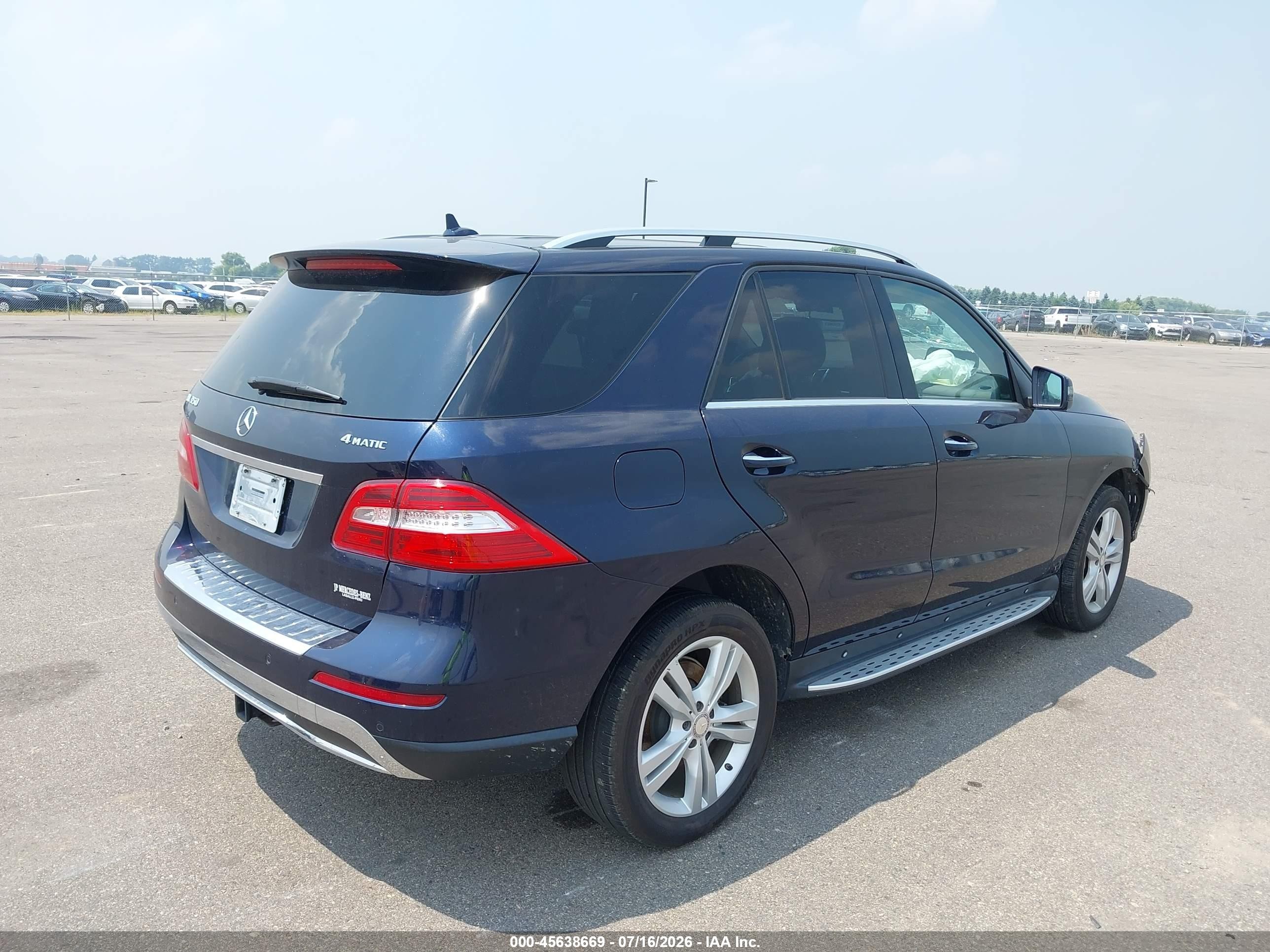 2014 Mercedes-benz Ml 350 4matic Blue vin: 4JGDA5HB3EA405428