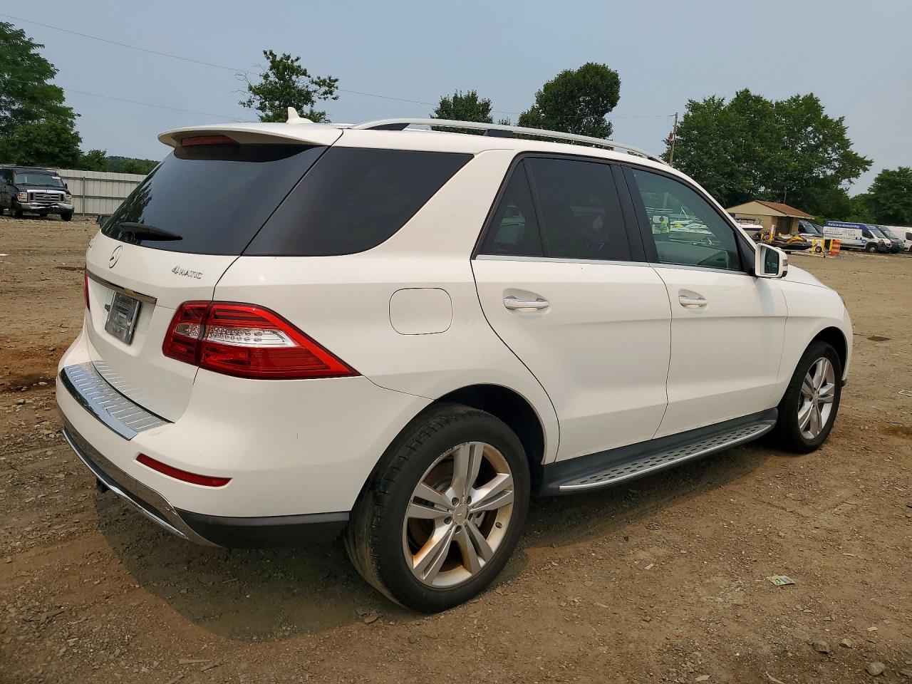 2015 Mercedes-benz Ml 350 4matic White vin: 4JGDA5HB3FA483175